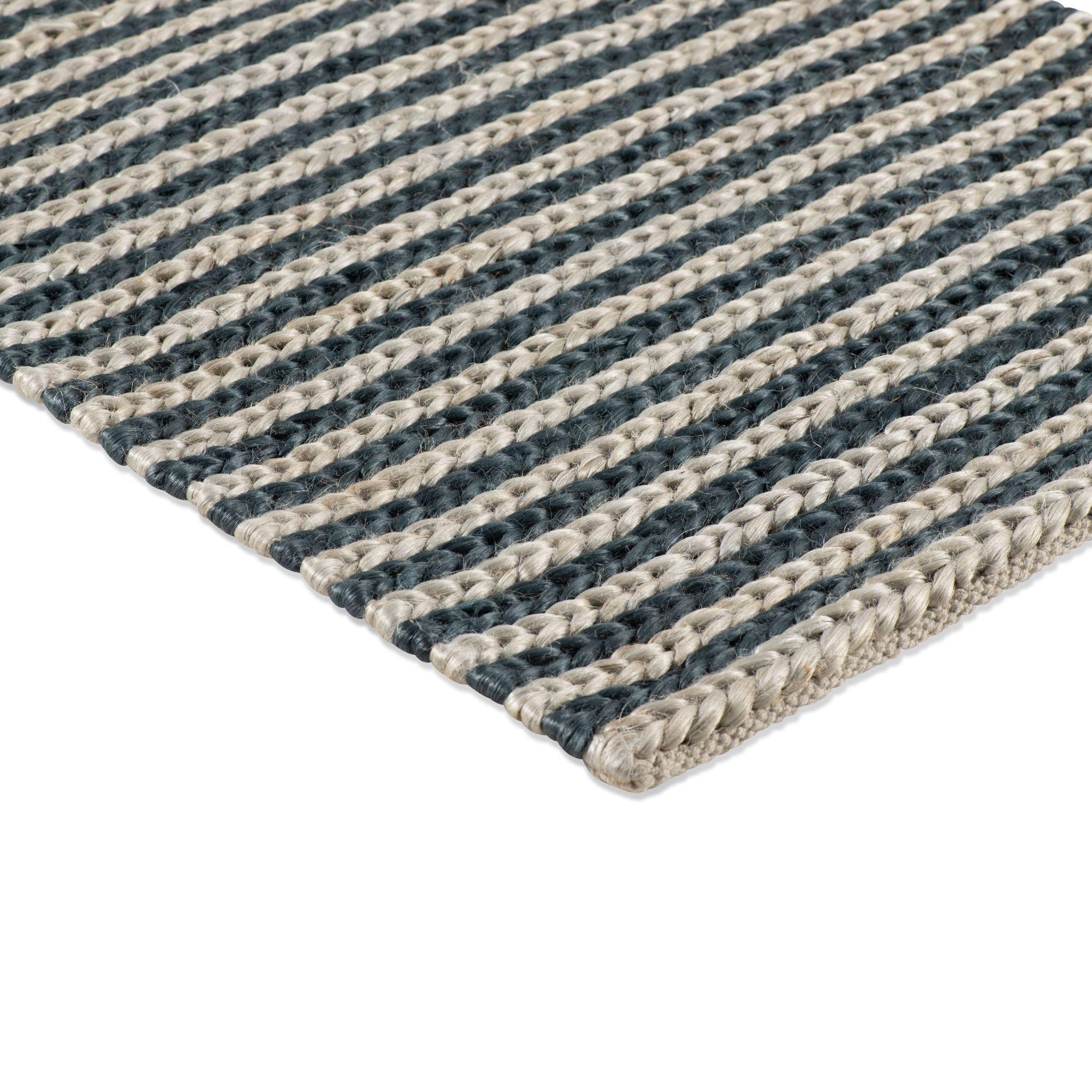 Moderne Tapis de course contemporain en jute tressé, 2'6x10', bleu marine et bleu ciel en vente