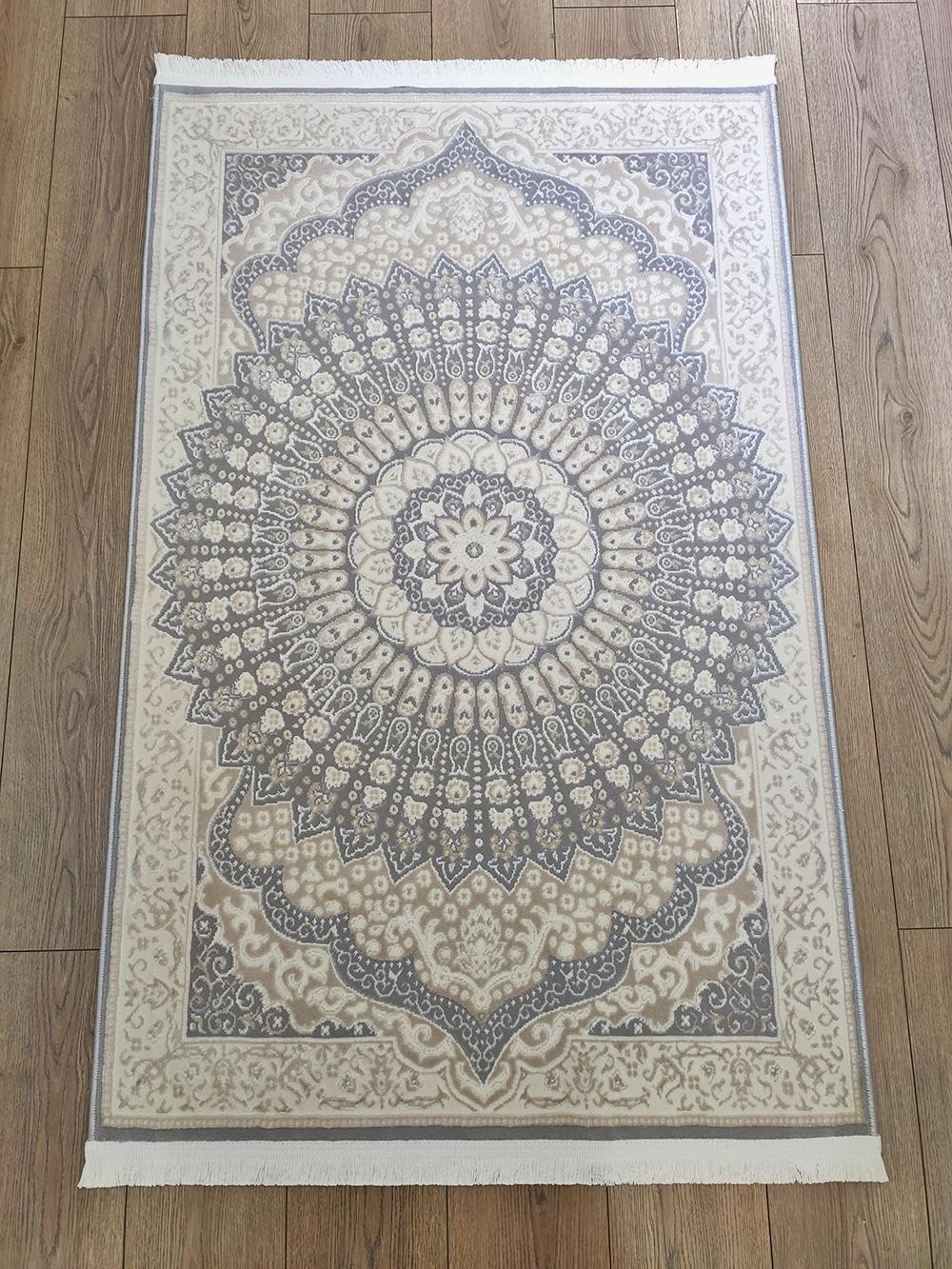 Contemporary Kazakh Traditional Style Rug 100 x 200 cm (3.3 x 6.6 ft) - 1Z61 In New Condition For Sale In Bordeaux, FR