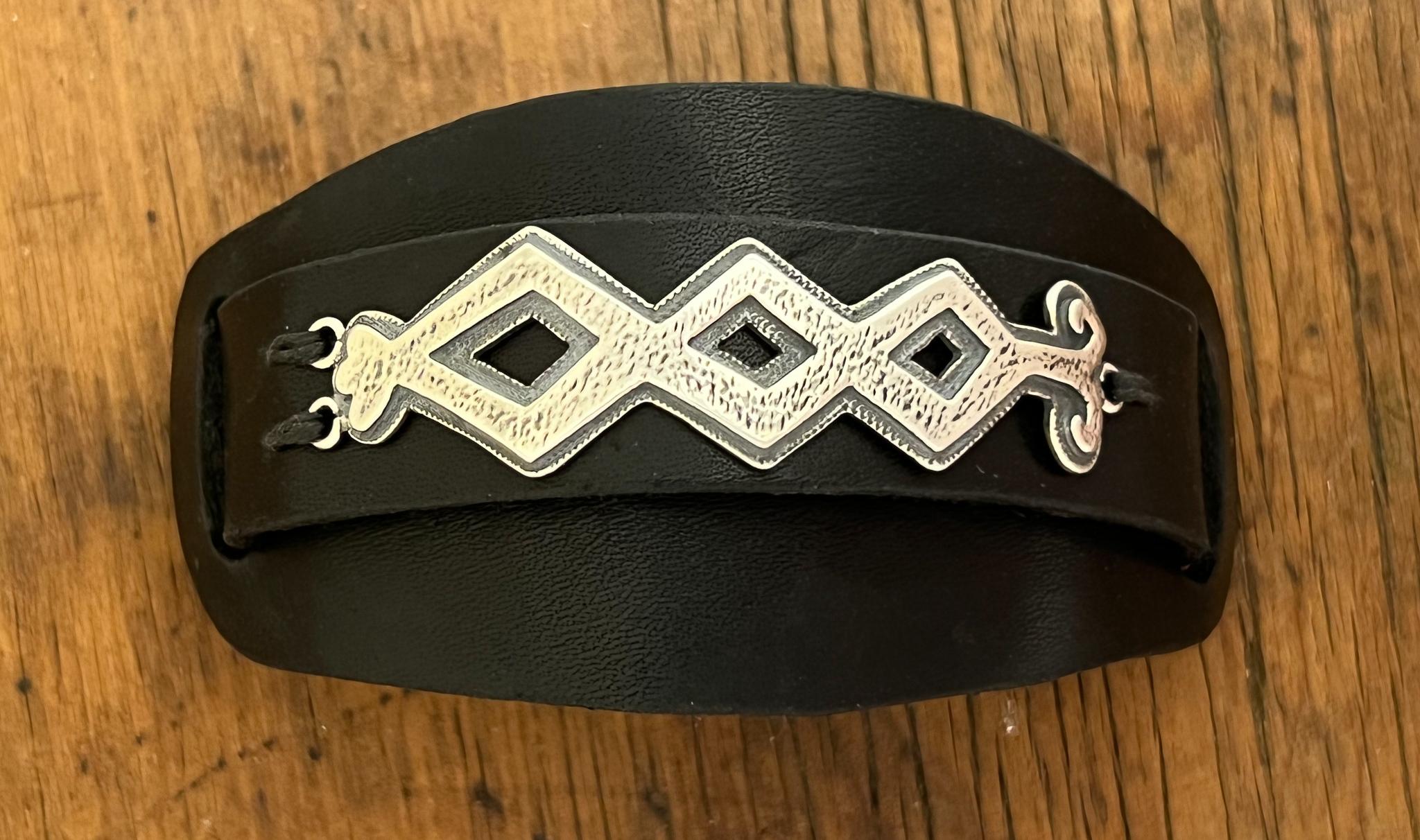 Contemporary Ketoh, by Melanie A. Yazzie, Navajo, bracelet, leather, silver
adjustable length 7.5
