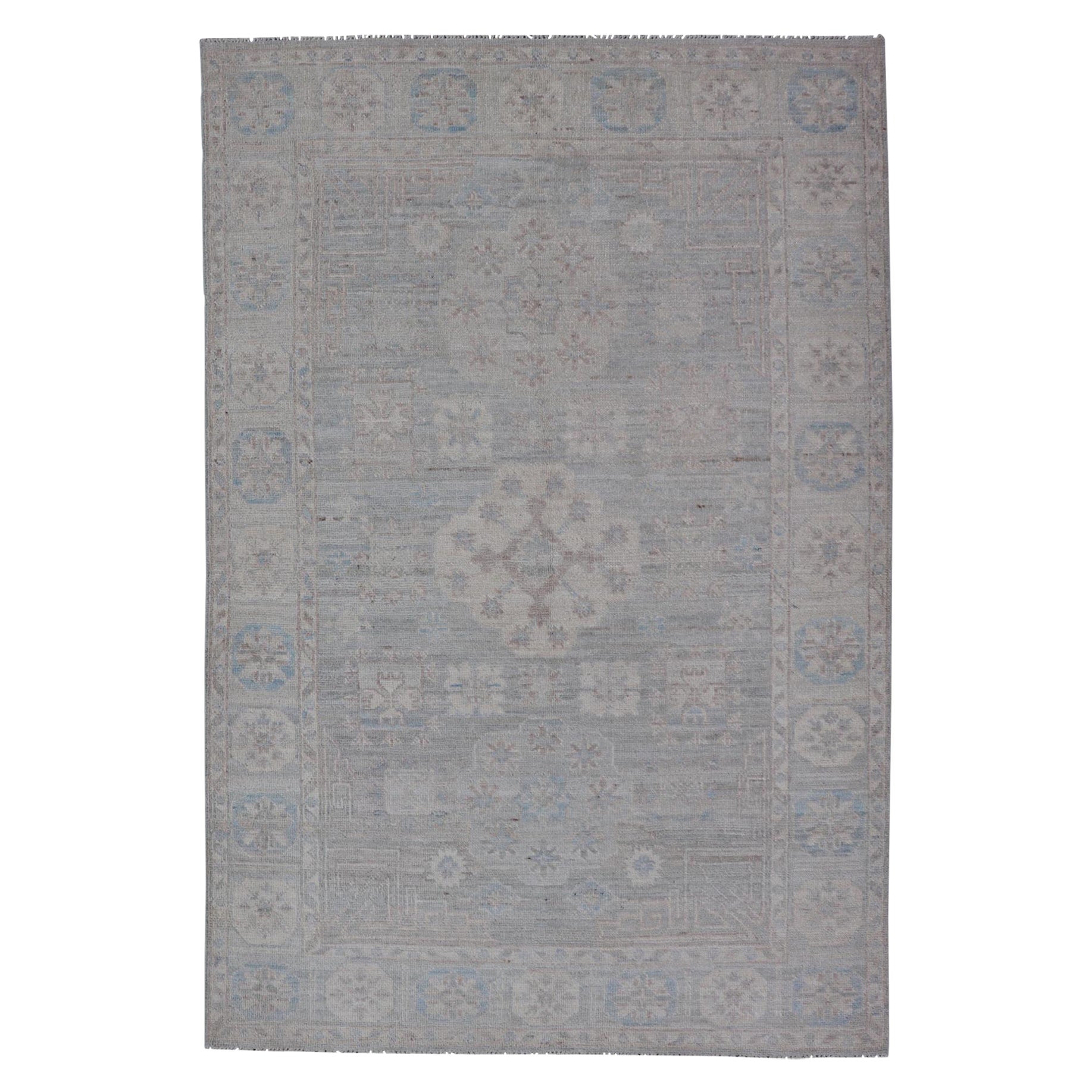 Khotan contemporain avec médaillons circulaires de couleurs claires