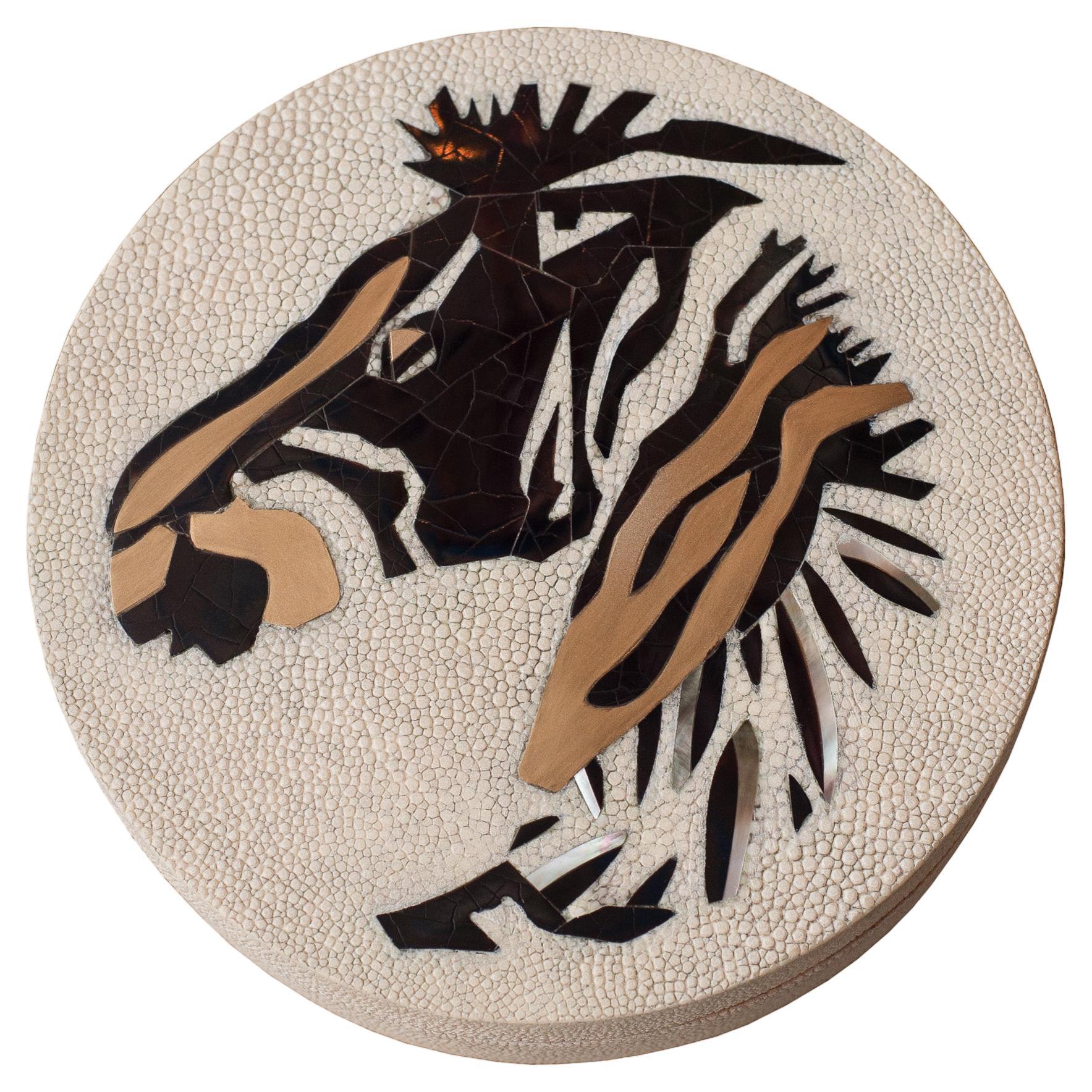 Contemporary Kifu Paris Zebra Box mit Messing-, Shagreen- und Muschelintarsien