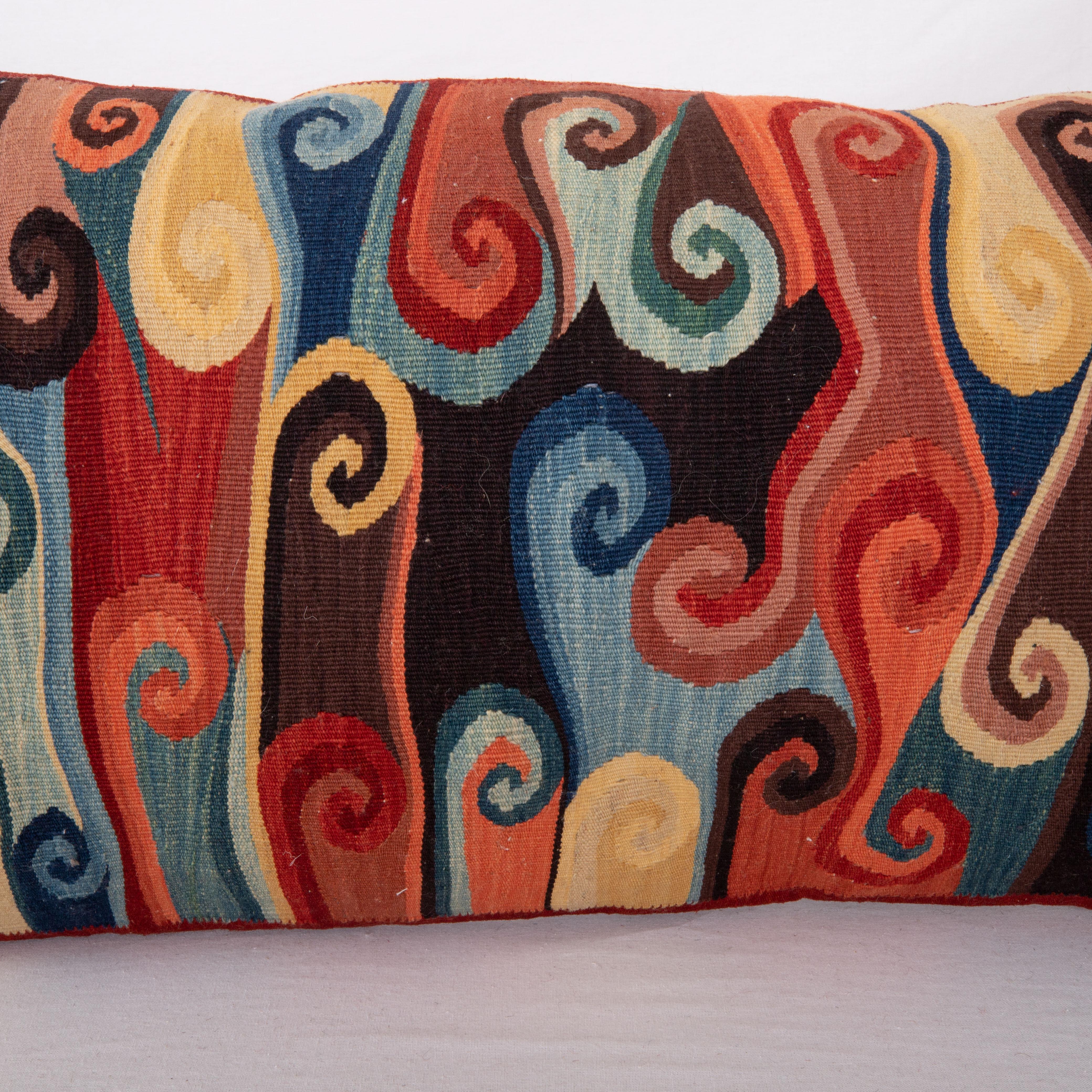 Contemporary Kilim Pillow Cover with Natural Dyes In Good Condition For Sale In Istanbul, TR