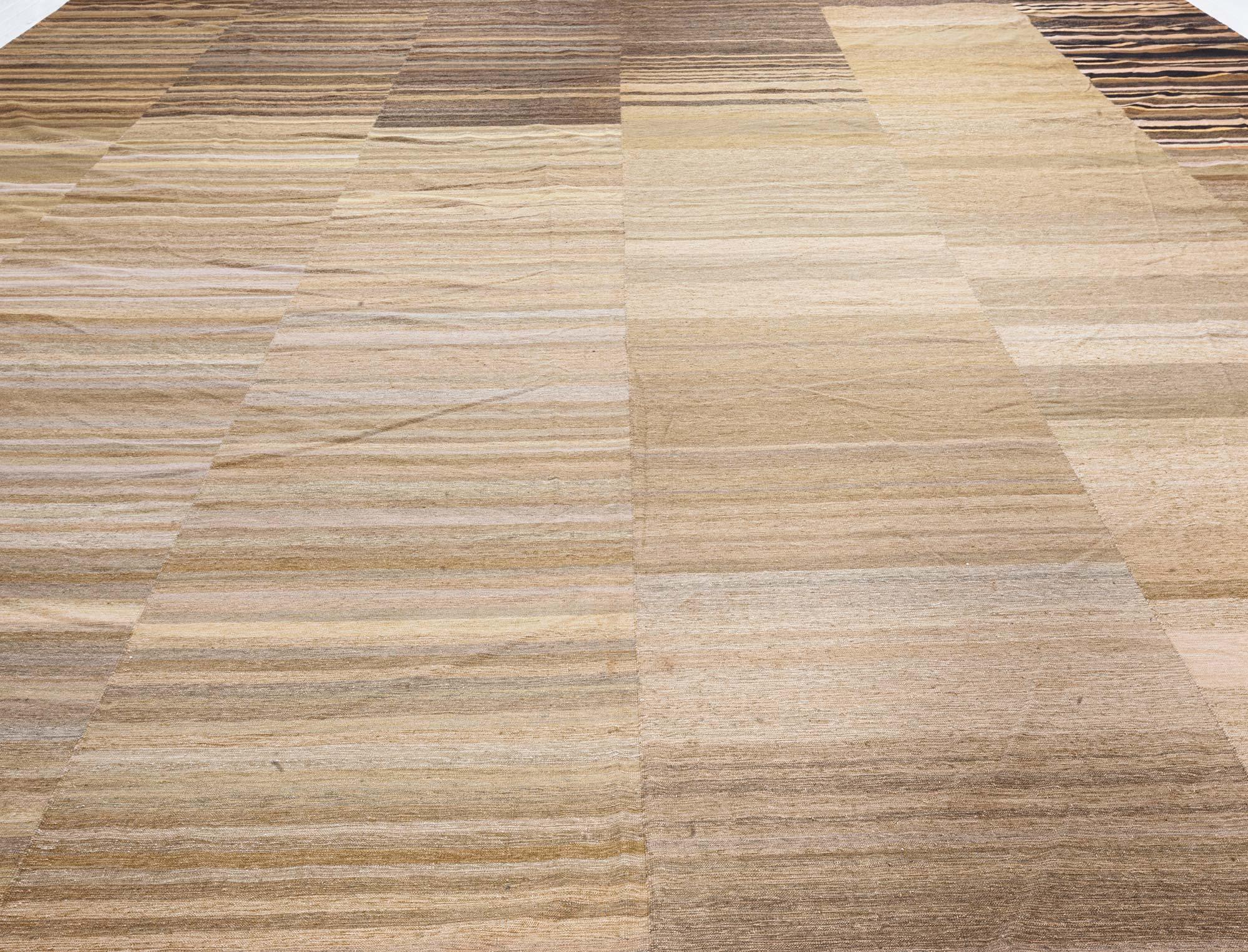 XXI secolo e contemporaneo Rug & Kilim contemporaneo di Doris Leslie Blau in vendita