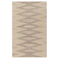 Tapis & Kilim's Tapis contemporain Kilim à motif géométrique beige-marron et gris