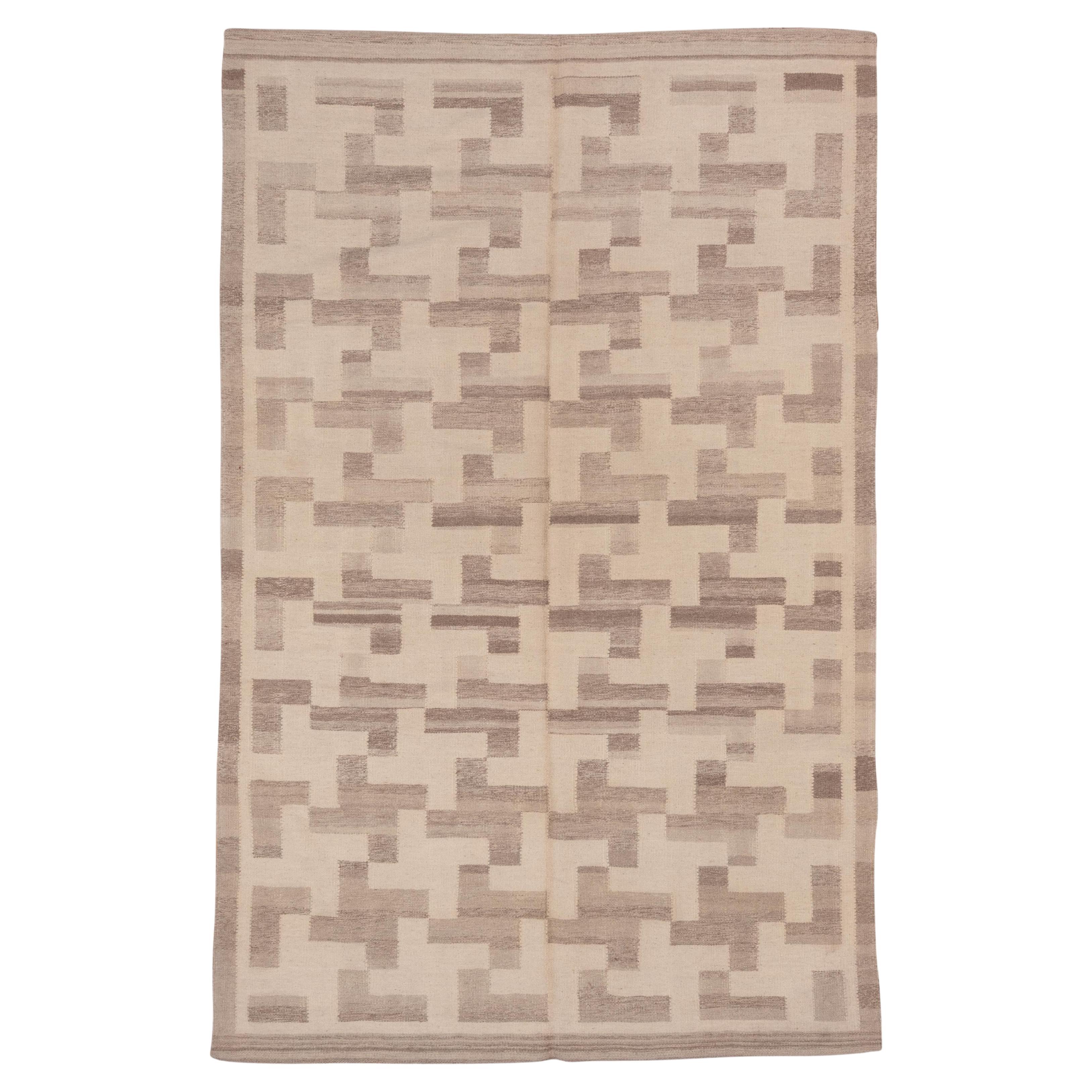 Contemporary Kilim with Geometric Field For Sale