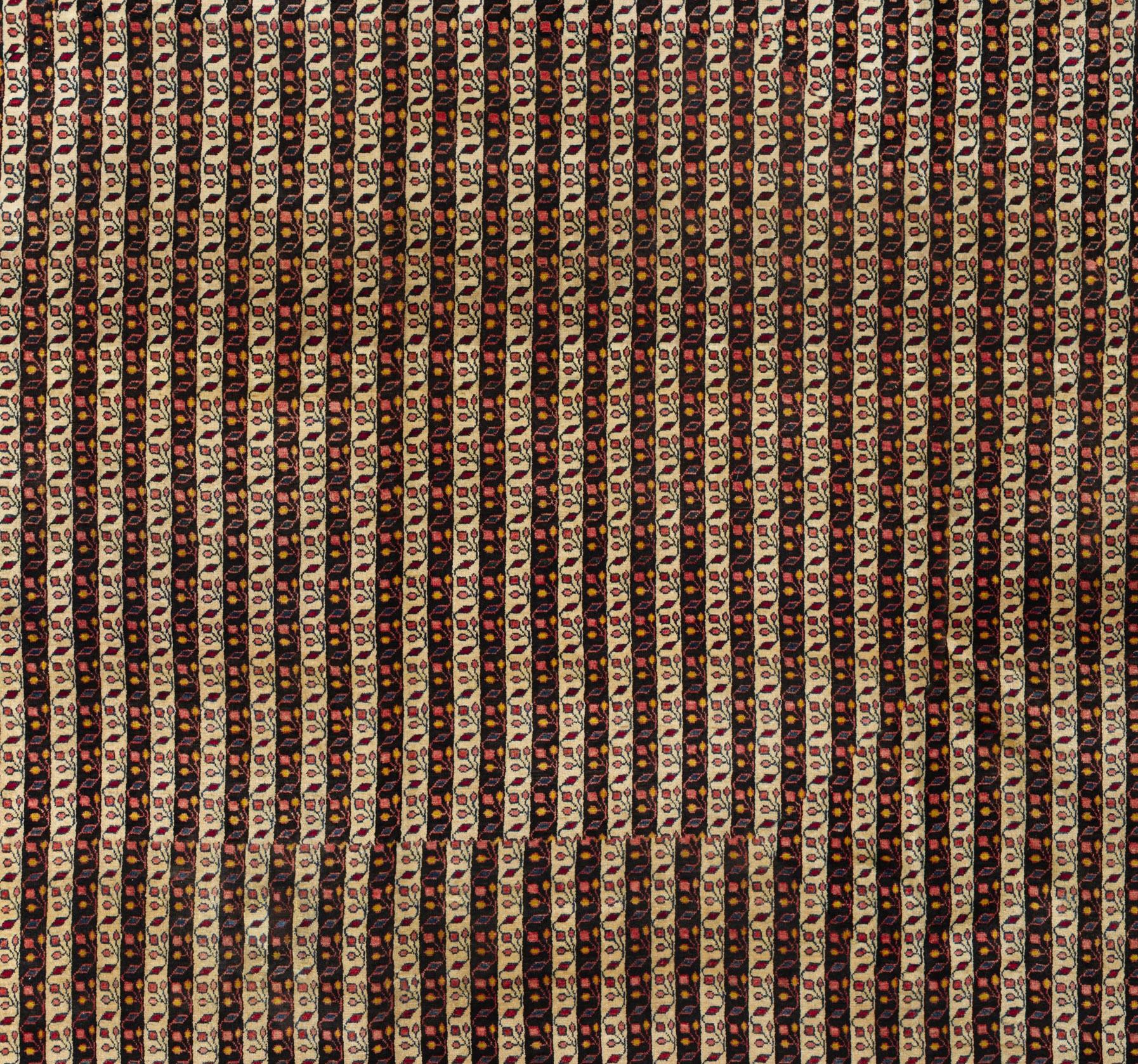 Zeitgenössischer Kilim-Wollteppich, 8 Fuß × 11 Fuß, Braun und Creme gestreift (Wolle) im Angebot