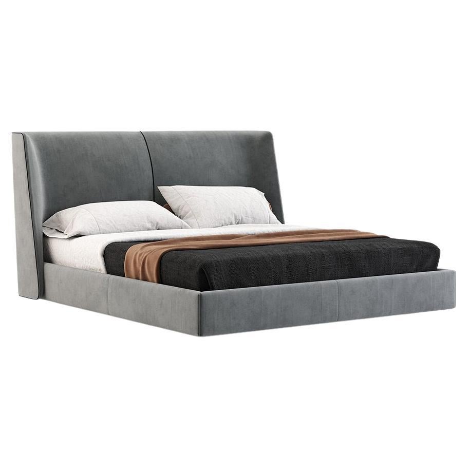 Fait main Contemporary King-Size Bed in Rose Velvet with Architectural Low-Profile Base en vente