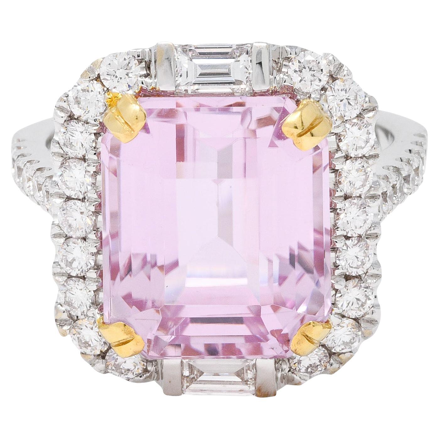 Contemporary Kunzite Diamond 18 Karat Two-Tone Gold Cluster Cocktail Ring For Sale