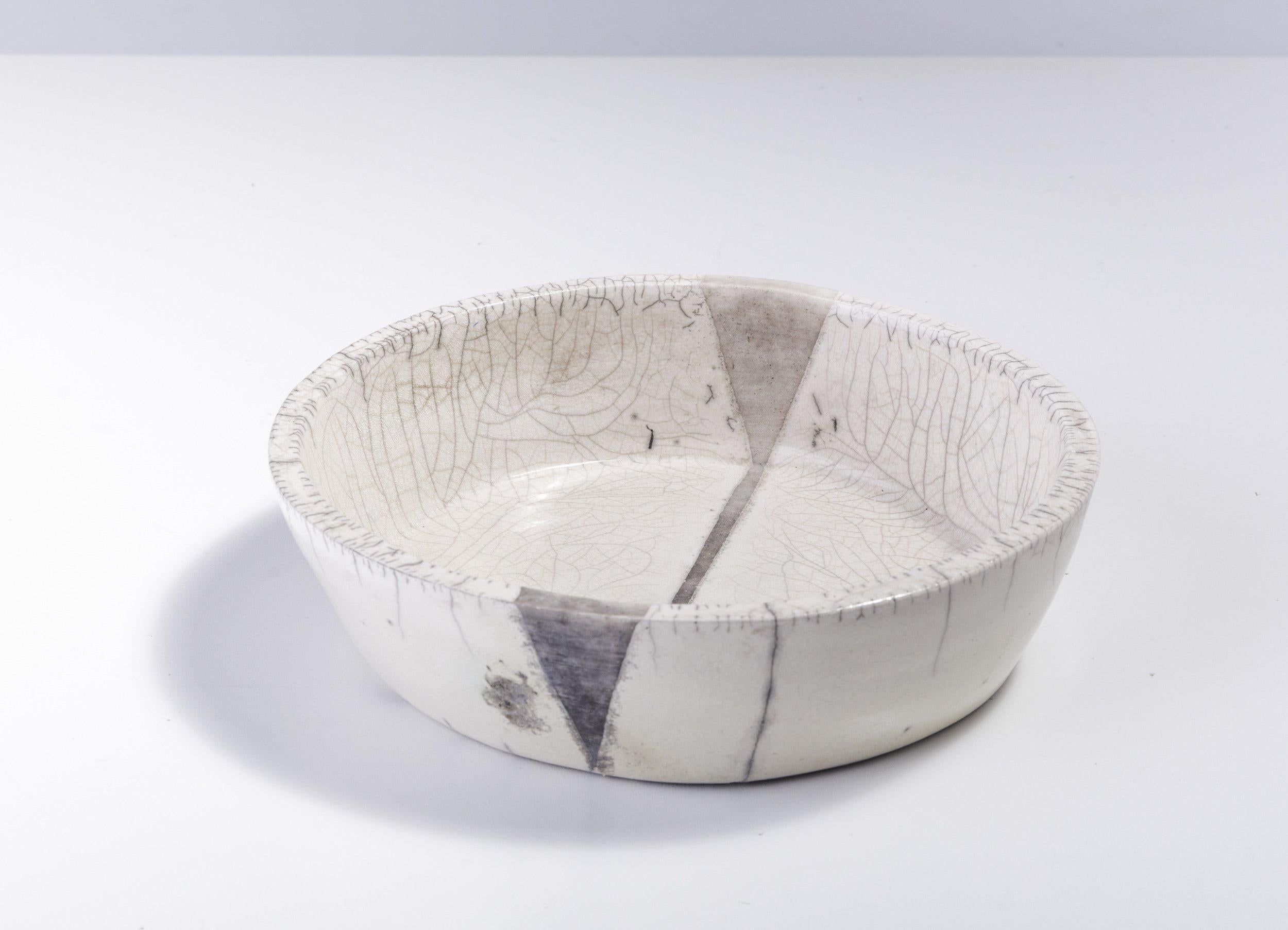 Contemporary LAAB Fringe Chawan Vase Raku Ceramic White Crakle For Sale 1