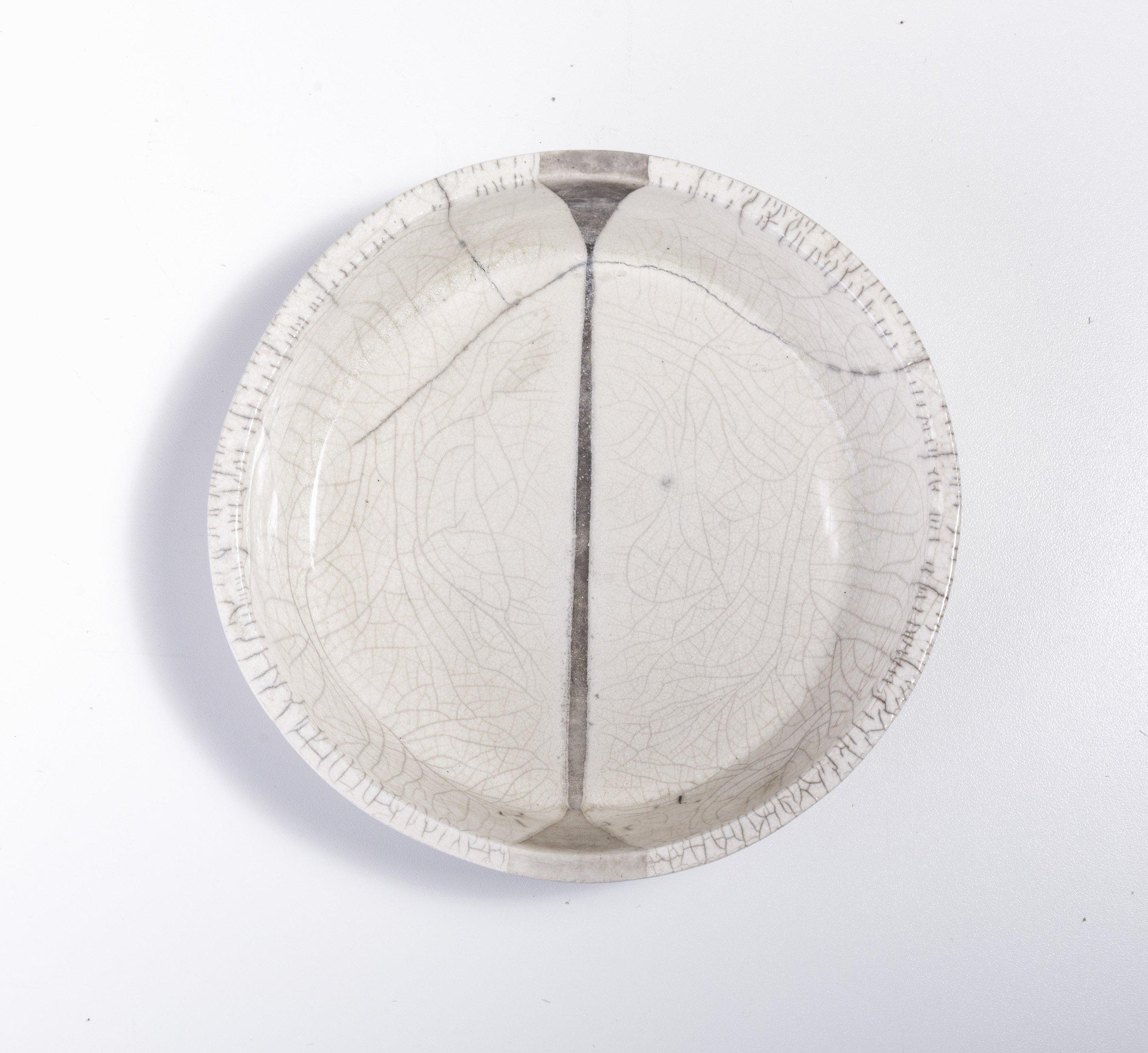 Contemporary LAAB Fringe Chawan Vase Raku Ceramic White Crakle For Sale 3