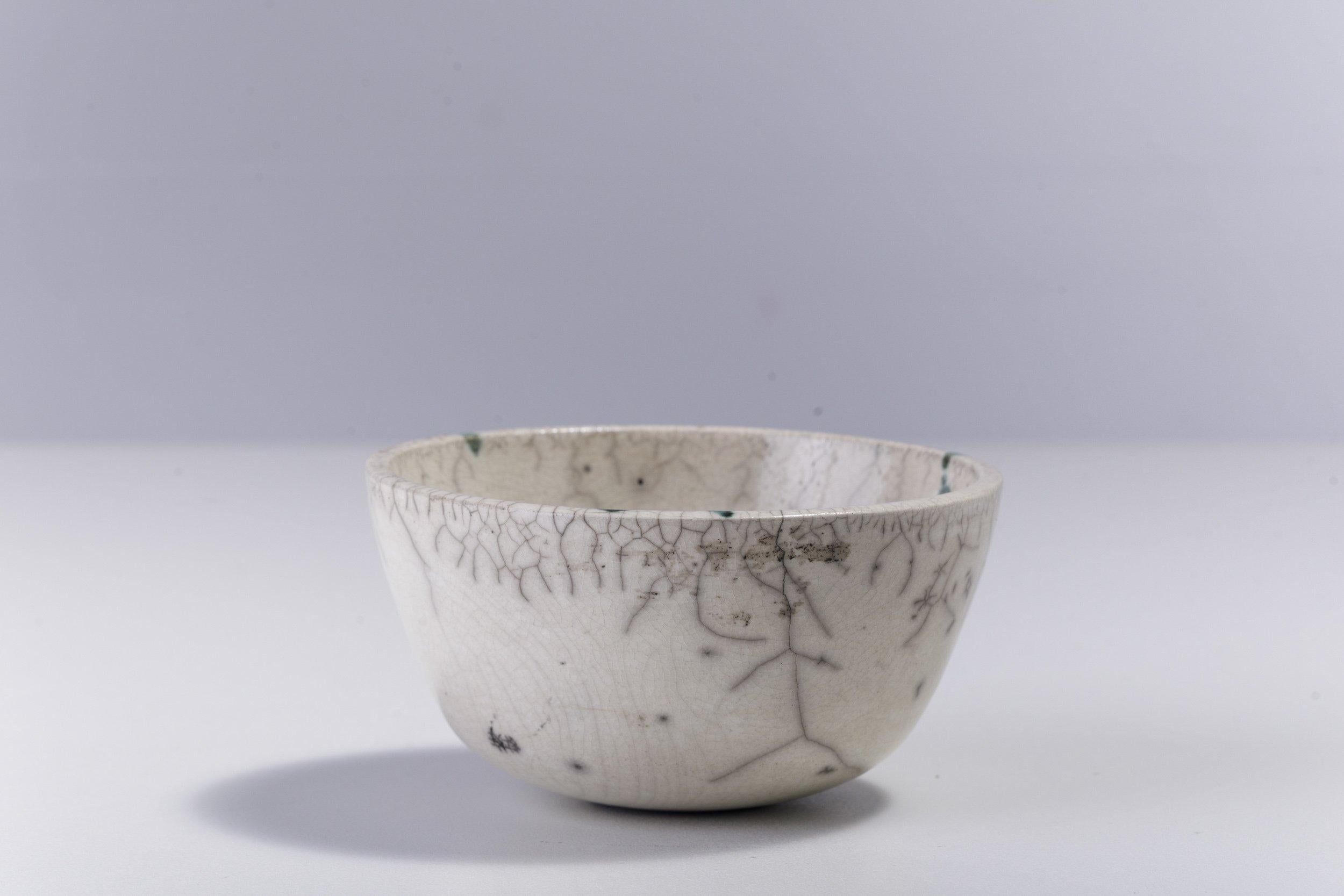 Contemporary LAAB Moss Bowl Ceramic Raku Green White In New Condition For Sale In monza, Monza and Brianza