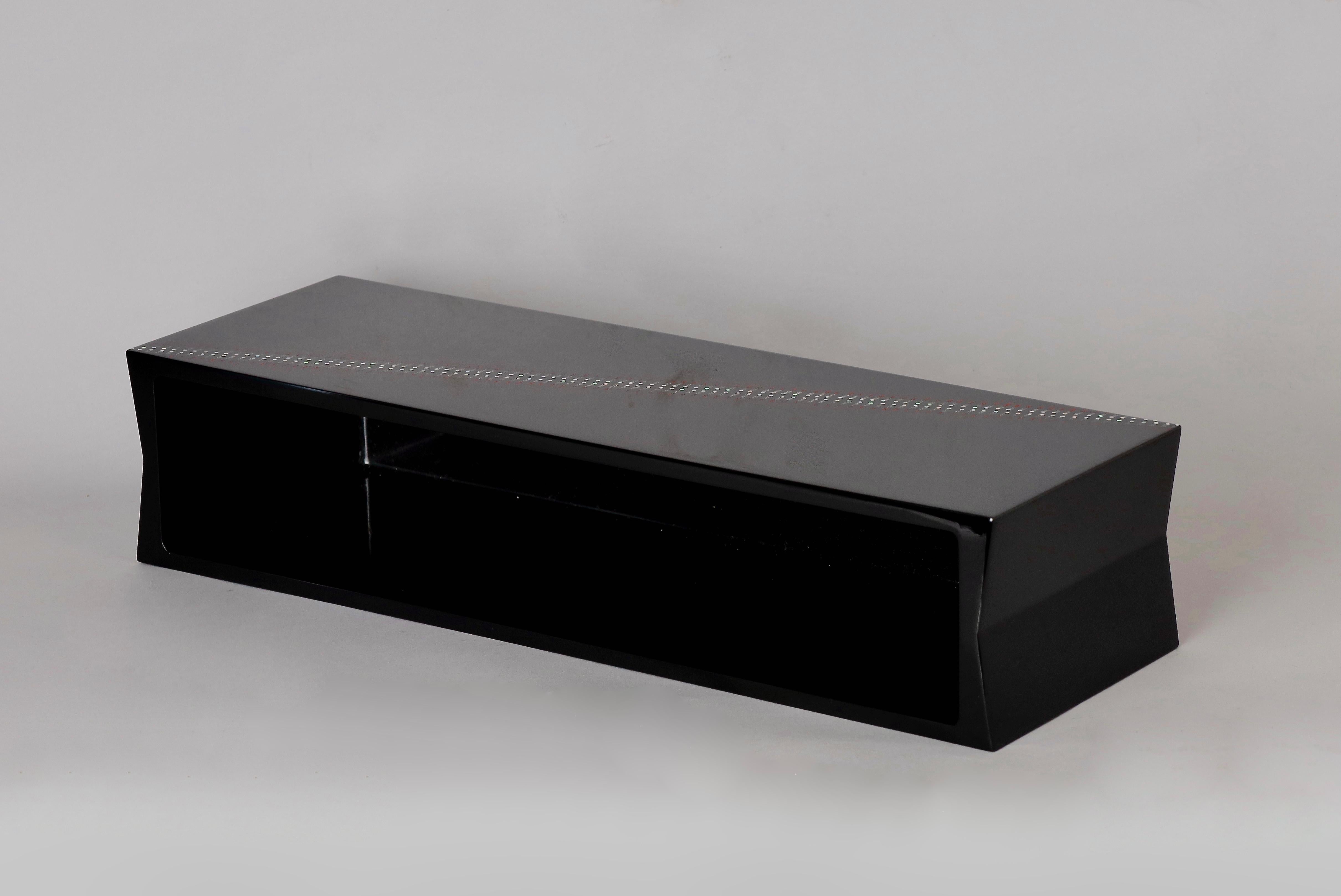 Contemporary Lacquer Vase by Wajima 1