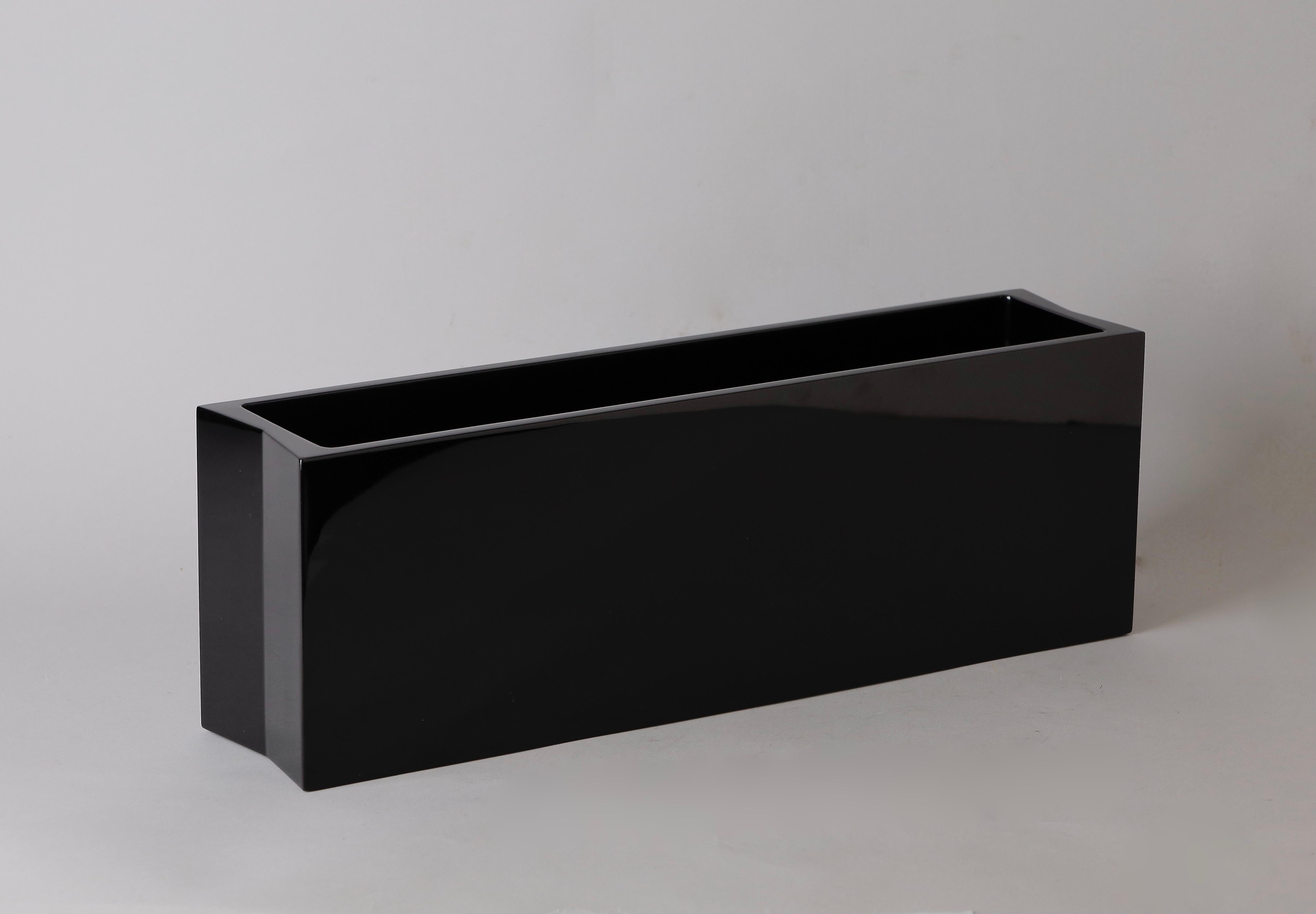 Contemporary Lacquer Vase by Wajima In Good Condition In Fukuoka, JP