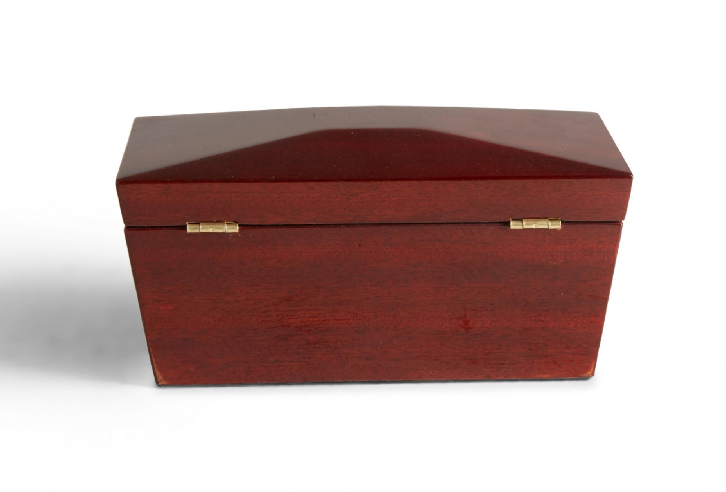 Contemporary Lacquered Cherry Wood Rectangular Decorative Box In Good Condition For Sale In New York, NY