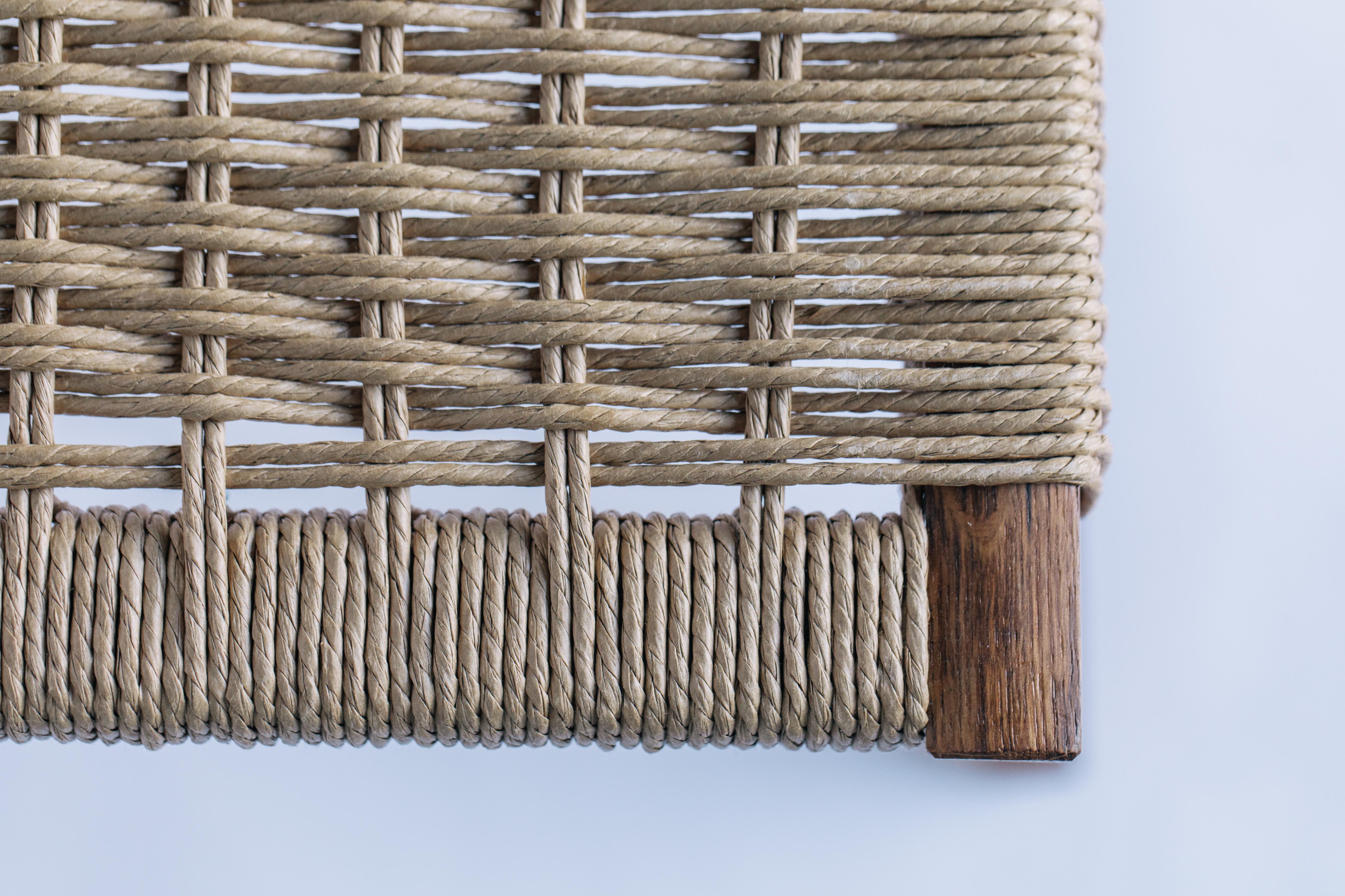 Sofá-cama contemporáneo Lambda, estructura de roble marrón, tejido en cuerda de papel danés natural en Nuevo estado para la venta en Norwich, GB