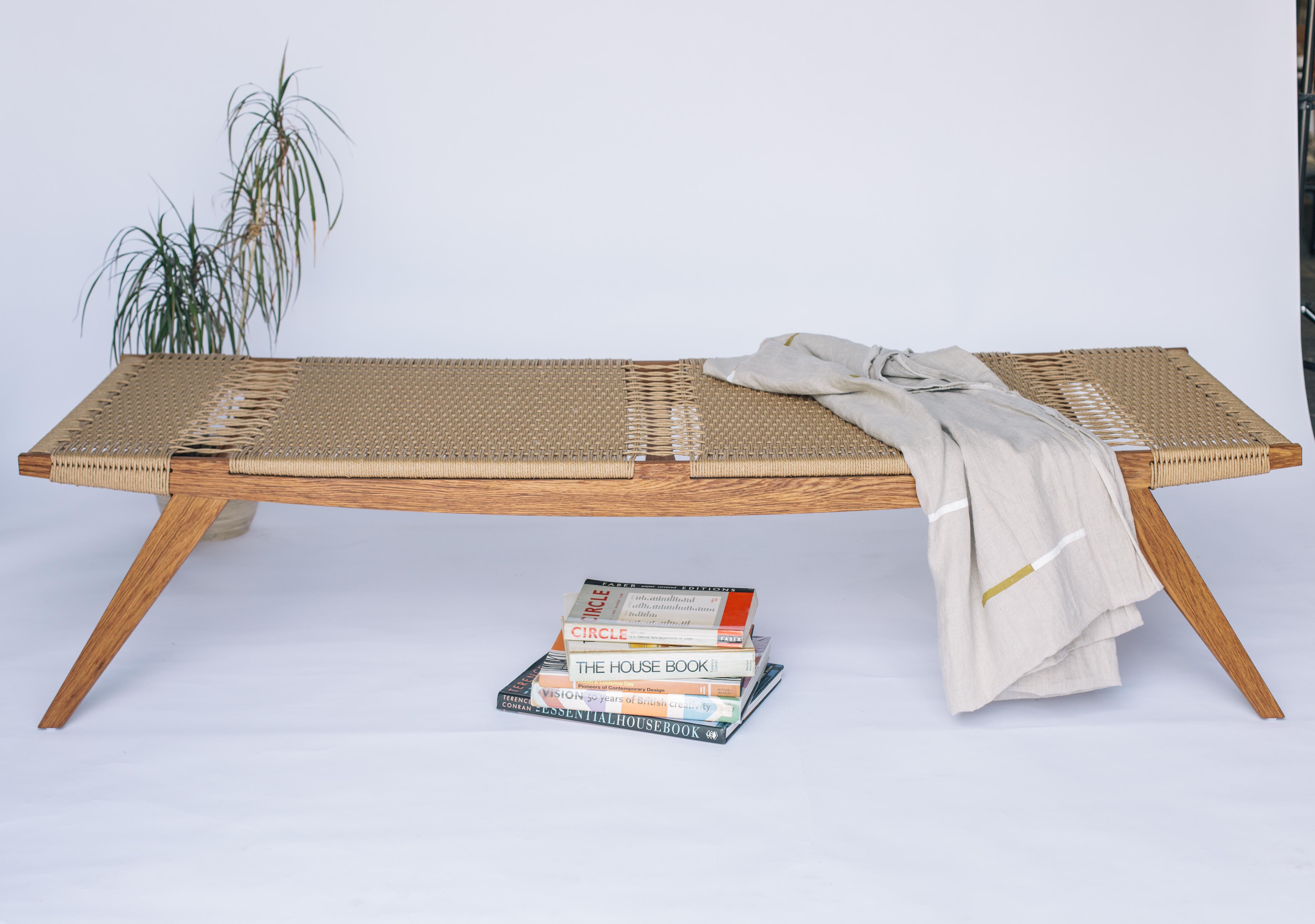 Sofá-cama contemporáneo Lambda, estructura de roble marrón, tejido en cuerda de papel danés natural Madera en venta