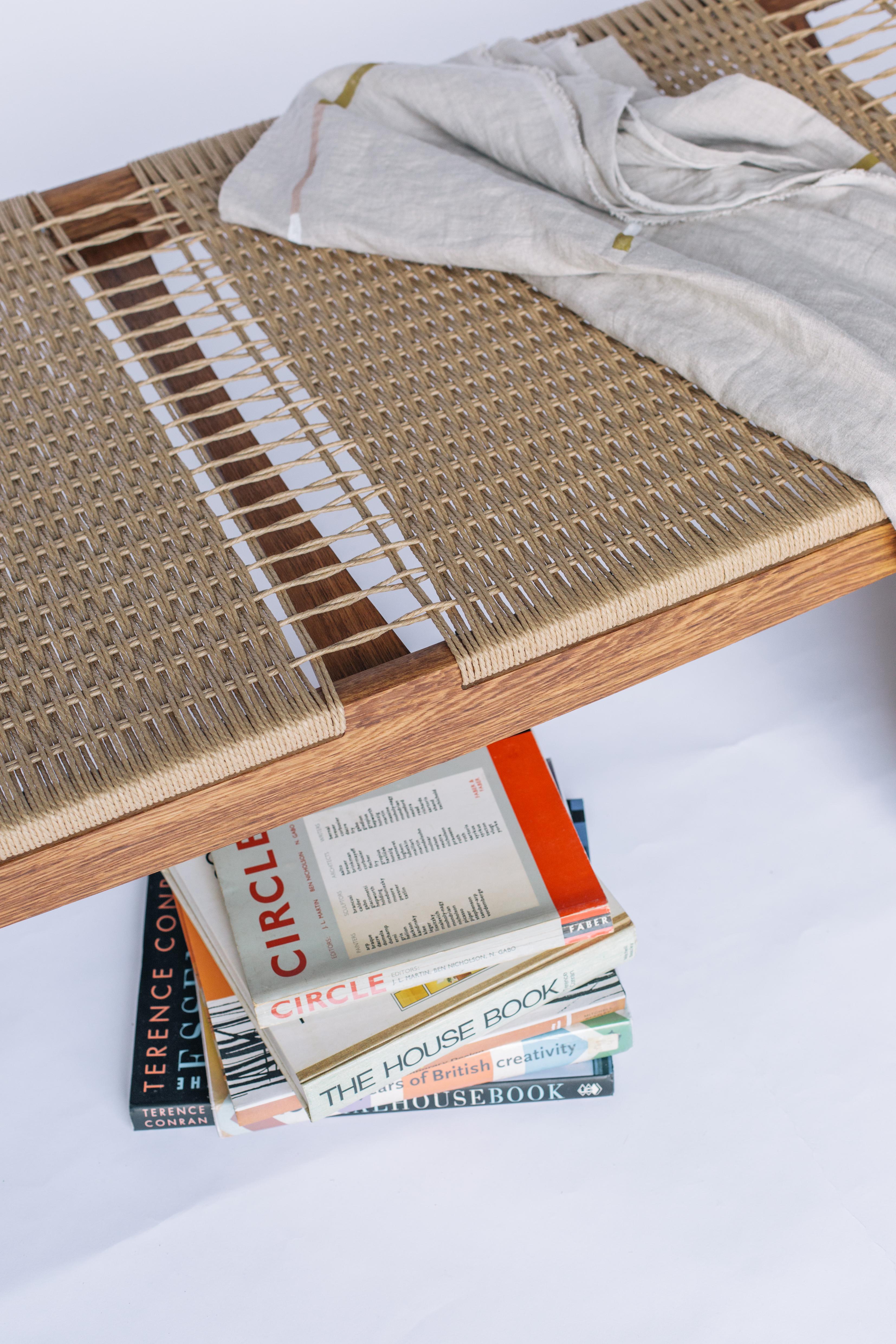 Sofá-cama contemporáneo Lambda, estructura de roble marrón, tejido en cuerda de papel danés natural en venta 1