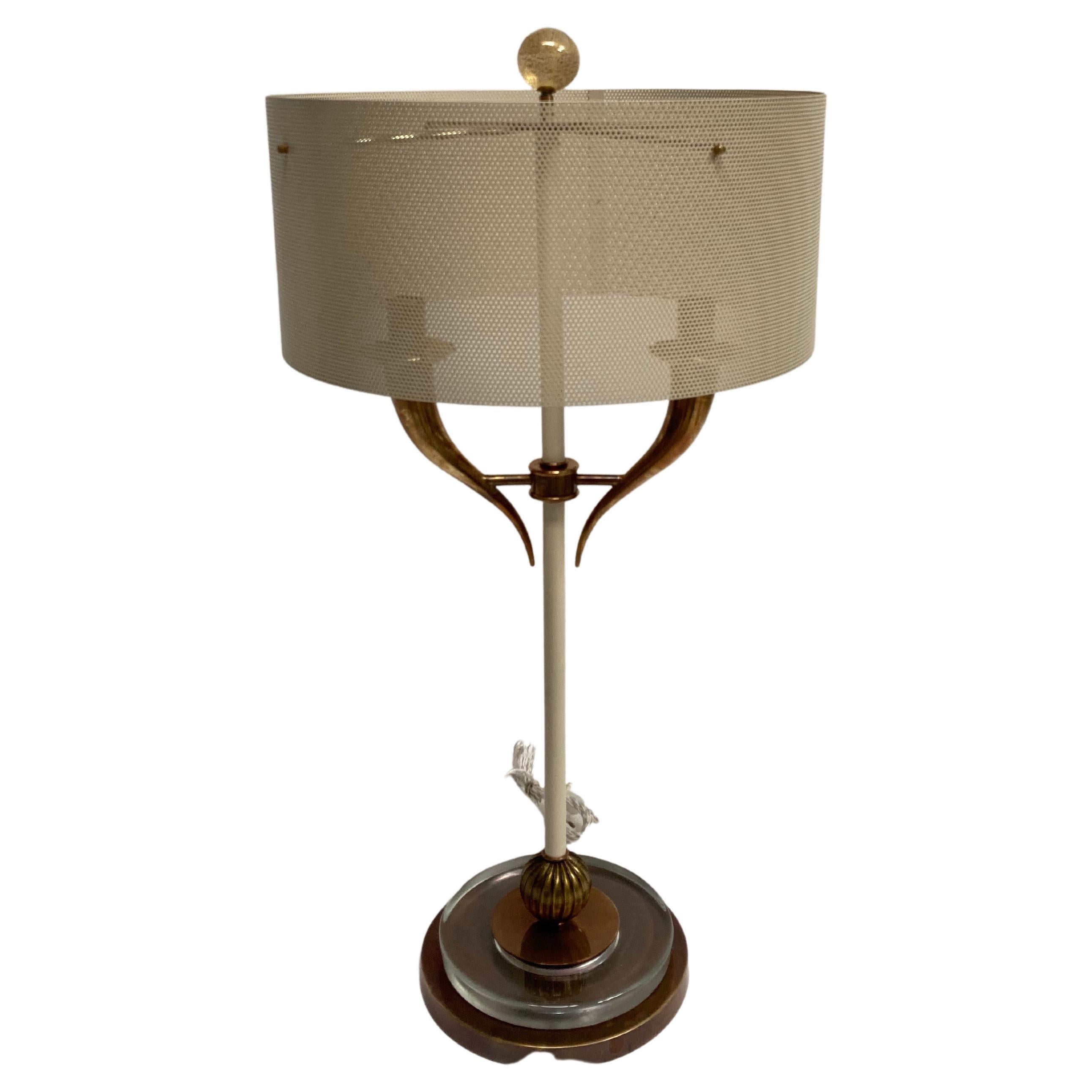 Lampe contemporaine conçue par Regis Royant