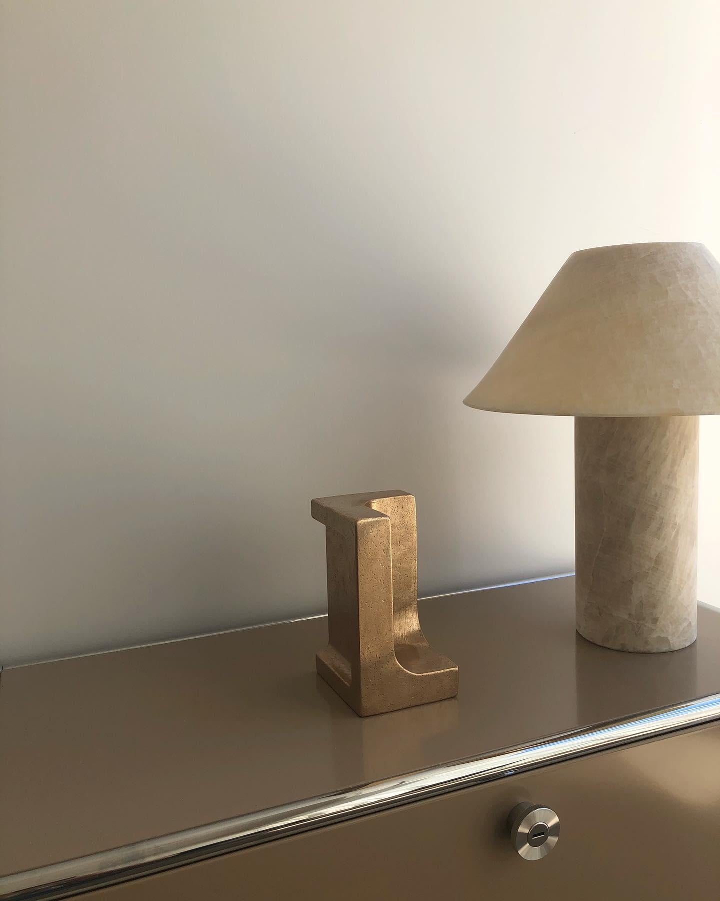 Contemporary Large Honey Onyx Pillar Lamp by Henry Wilson For Sale 5