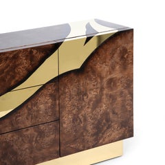 Zeitgenössisches, großes Anrichte aus Holz mit Messing-Akzenten