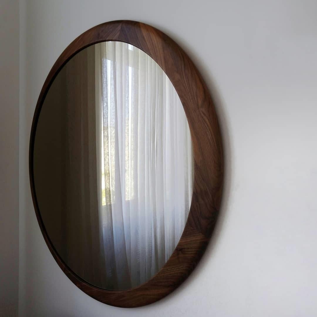 Contemporary Large Wall Mirror mit Holzrahmen (Handgefertigt) im Angebot