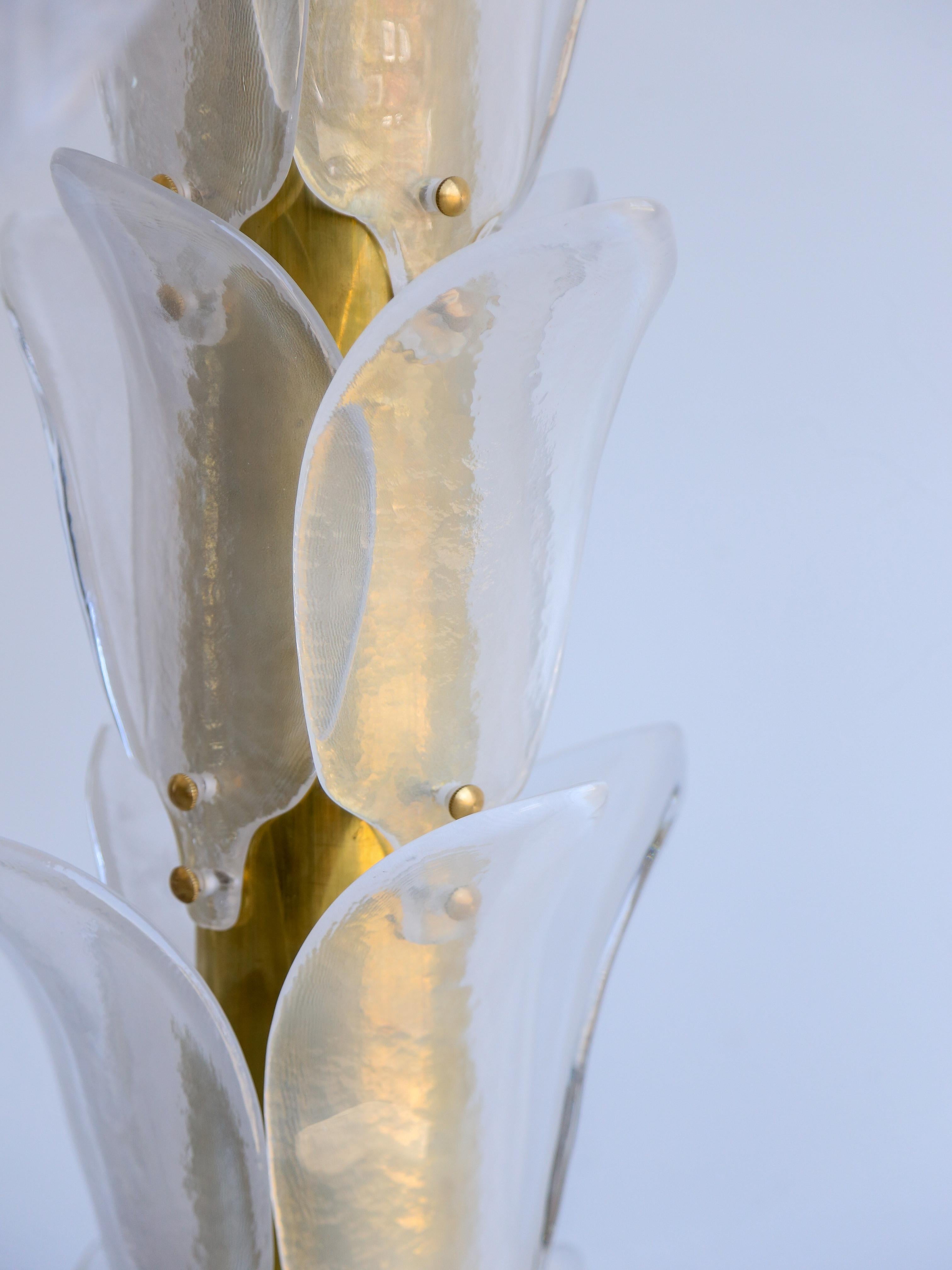 Contemporary Large White Murano Glass & Brass Floor Palm Lamp im Angebot 1
