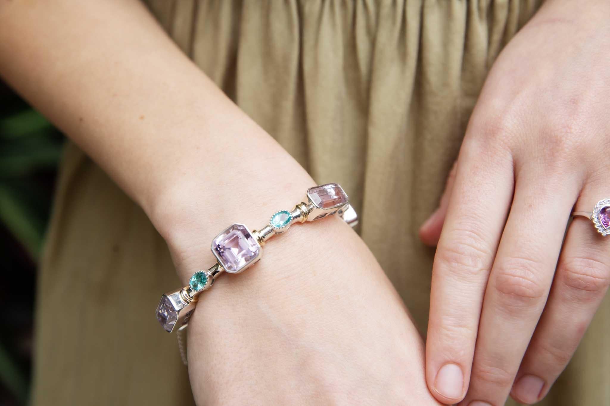 Contemporary Lavender Kunzite & Aqua Apatite Bangle Sterling Silver In New Condition For Sale In Hamilton, AU