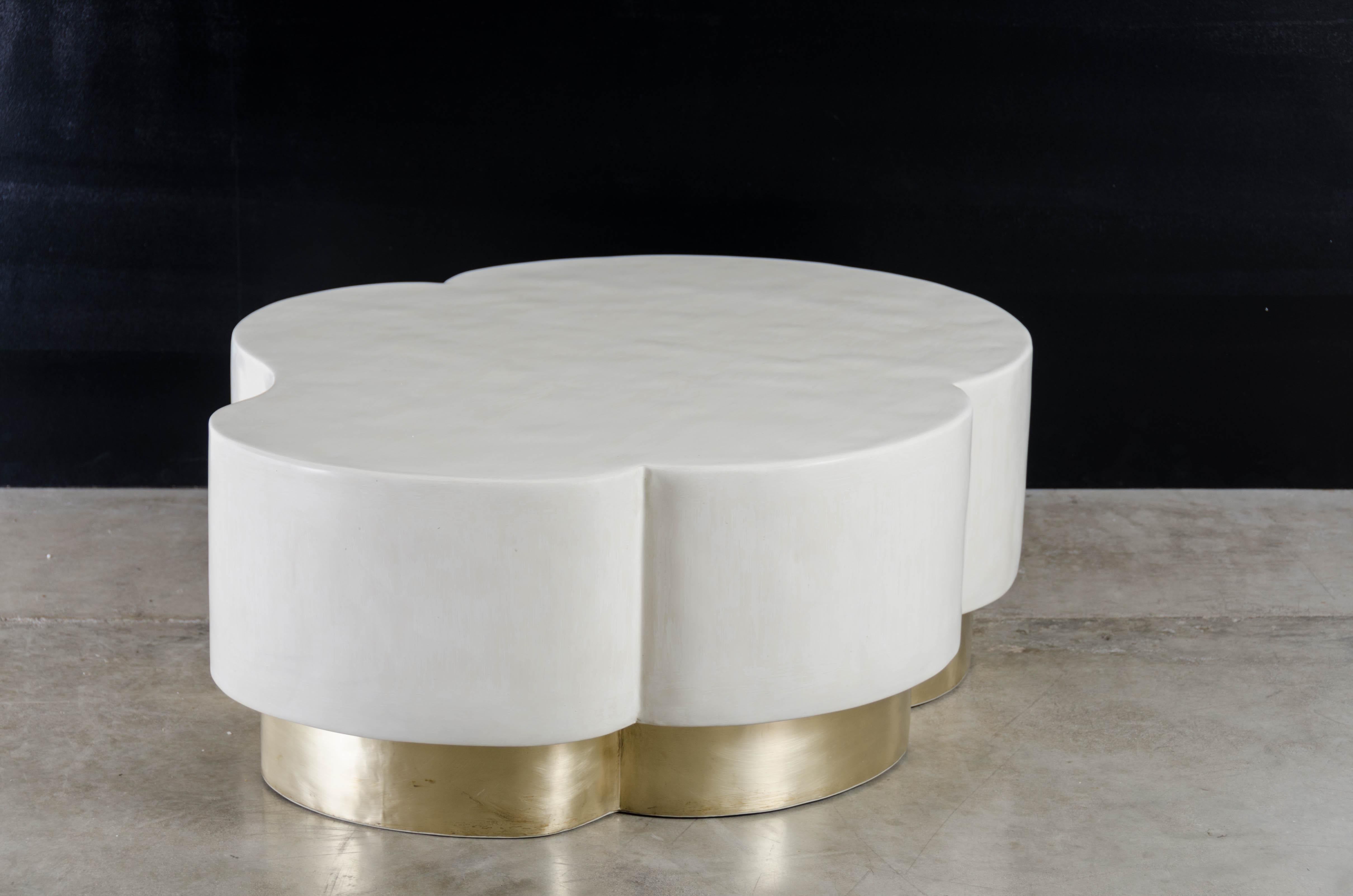 Modern Contemporary Leaf Design Cocktail Table in Cream Lacquer w/ Brass by Robert Kuo For Sale