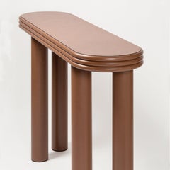 Consola contemporánea de cuero Scala de Stephane Parmentier para Giobagnara