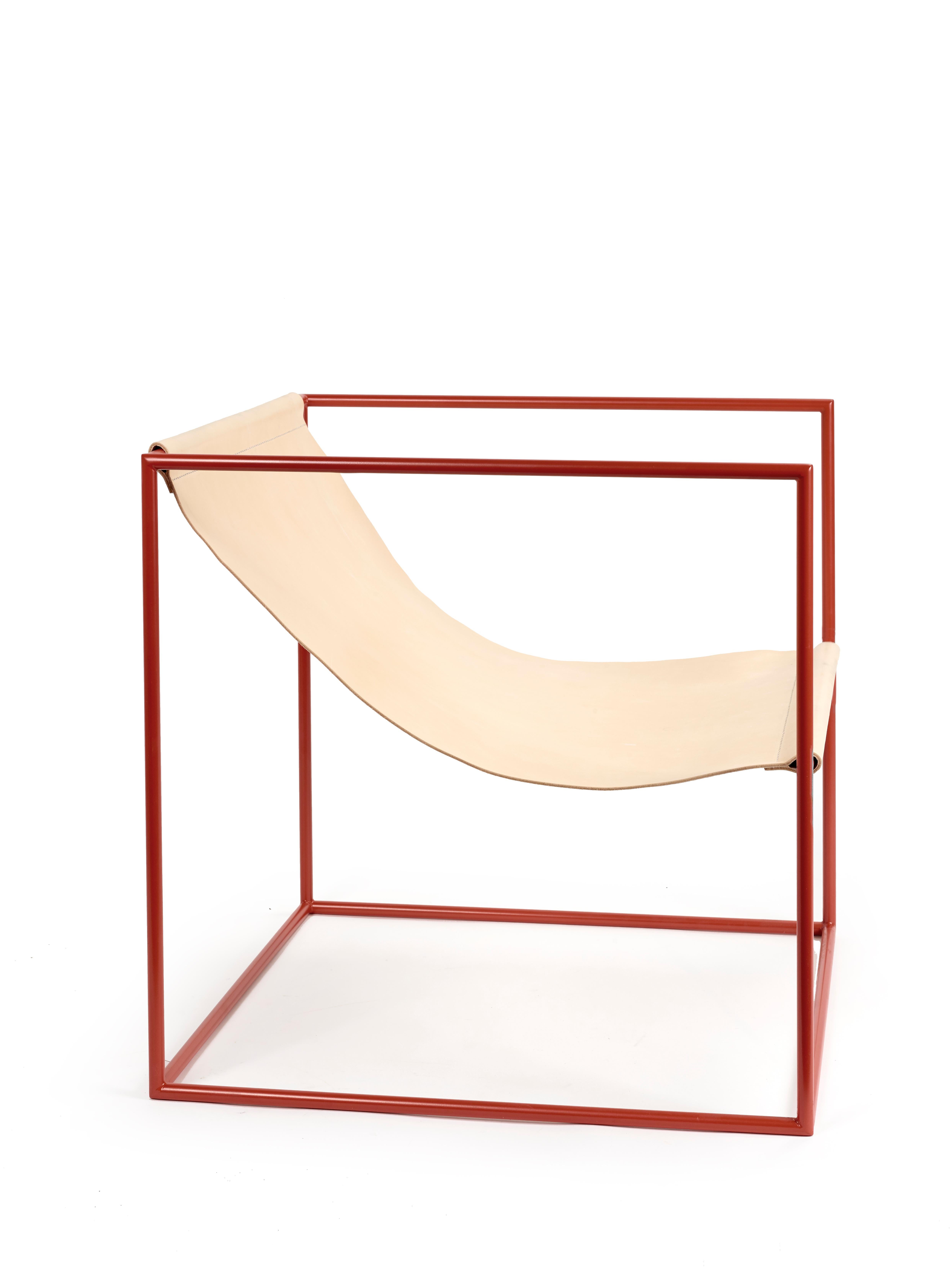 Chaise longue contemporaine en cuir 'Solo Seat' par Muller Van Severen, châssis rouge en vente 3