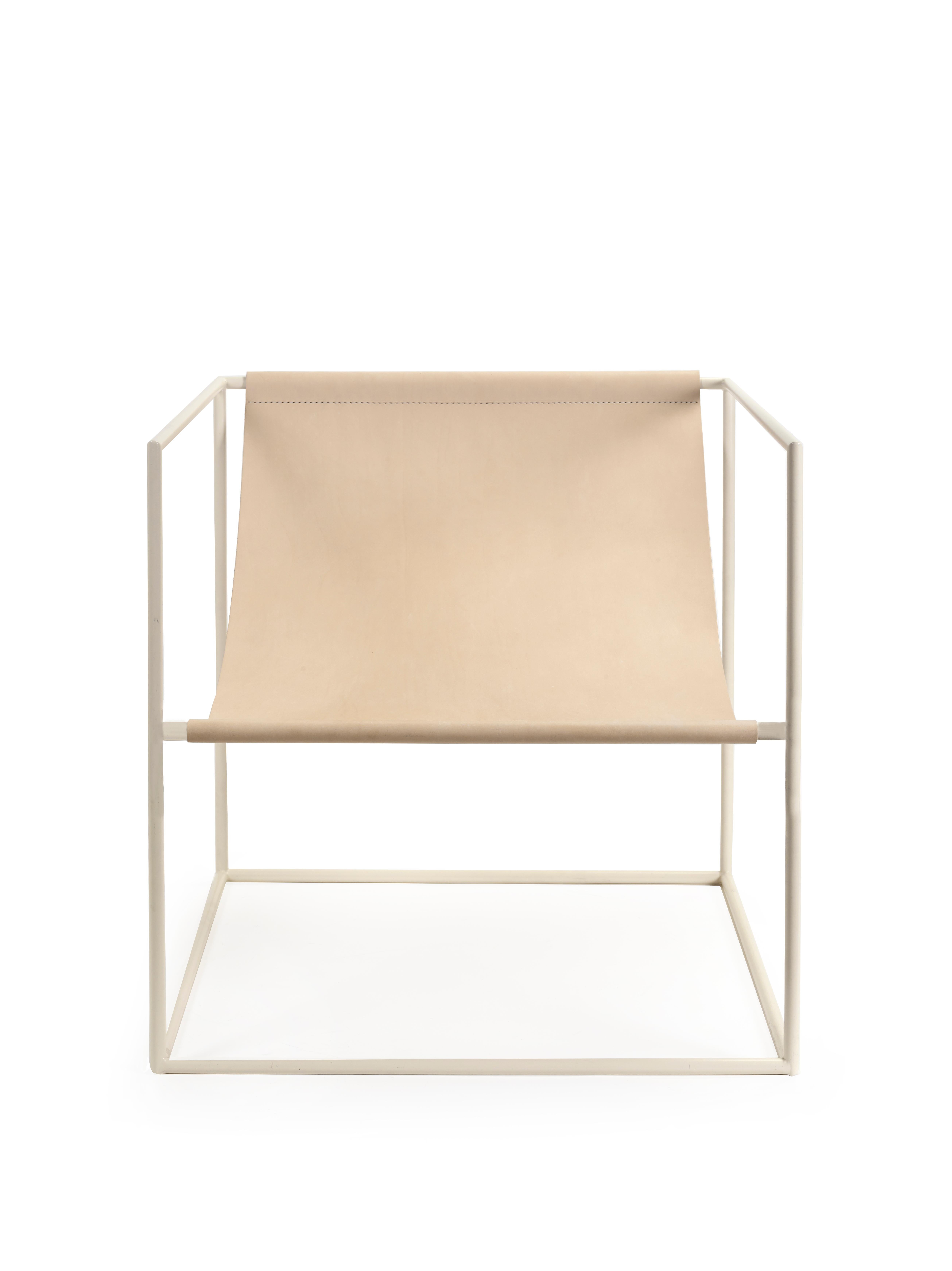Solo Seat Contemporary Seating
by Muller Van severen

Model: white - frame + leather - seat (V9018022)
Dimensions: H. 61 cm x 62 cm x 62 cm (SH 34 cm)

Unlike a massive sofa that sheaths a part of the interior, the duo seat ensures lightness and