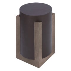 Tavolino contemporaneo in pelle, Palazzo di Stephane Parmentier per Giobagnara