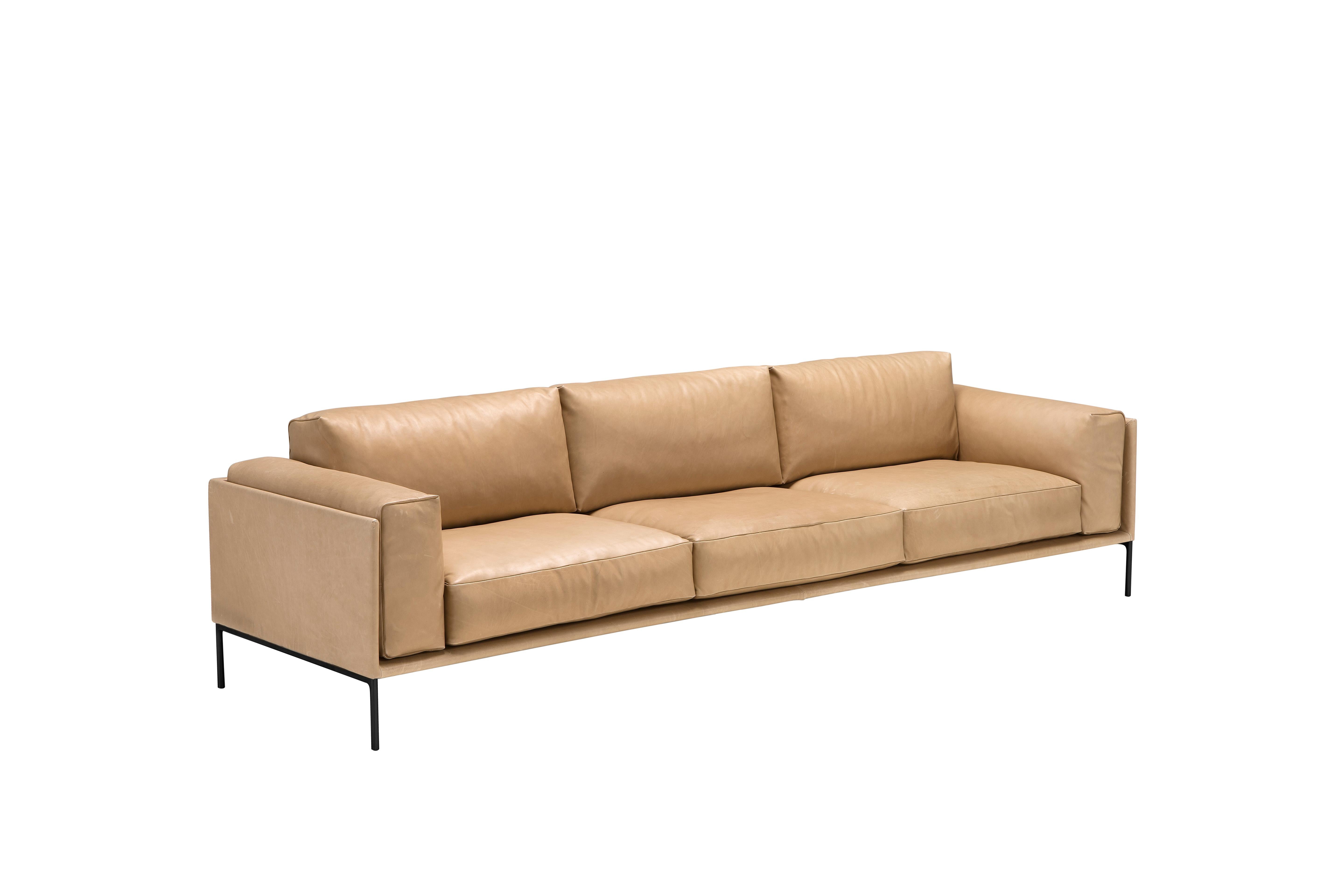 Modern Contemporary Leather Sofa 'Giorgio' by Amura Lab, Daino 02 For Sale