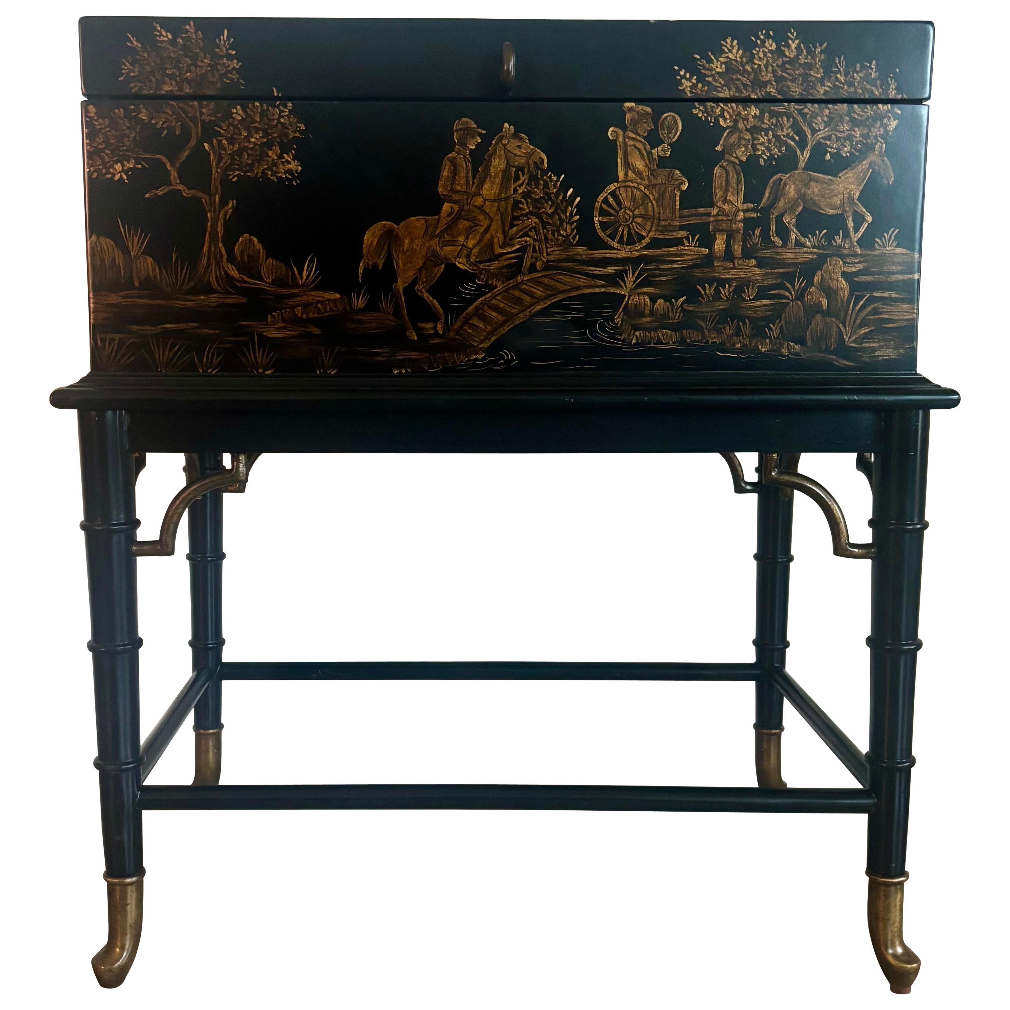 Zeitgenössische Lexington Chinoiserie-Reisetruhe aus Bambusimitat im Angebot