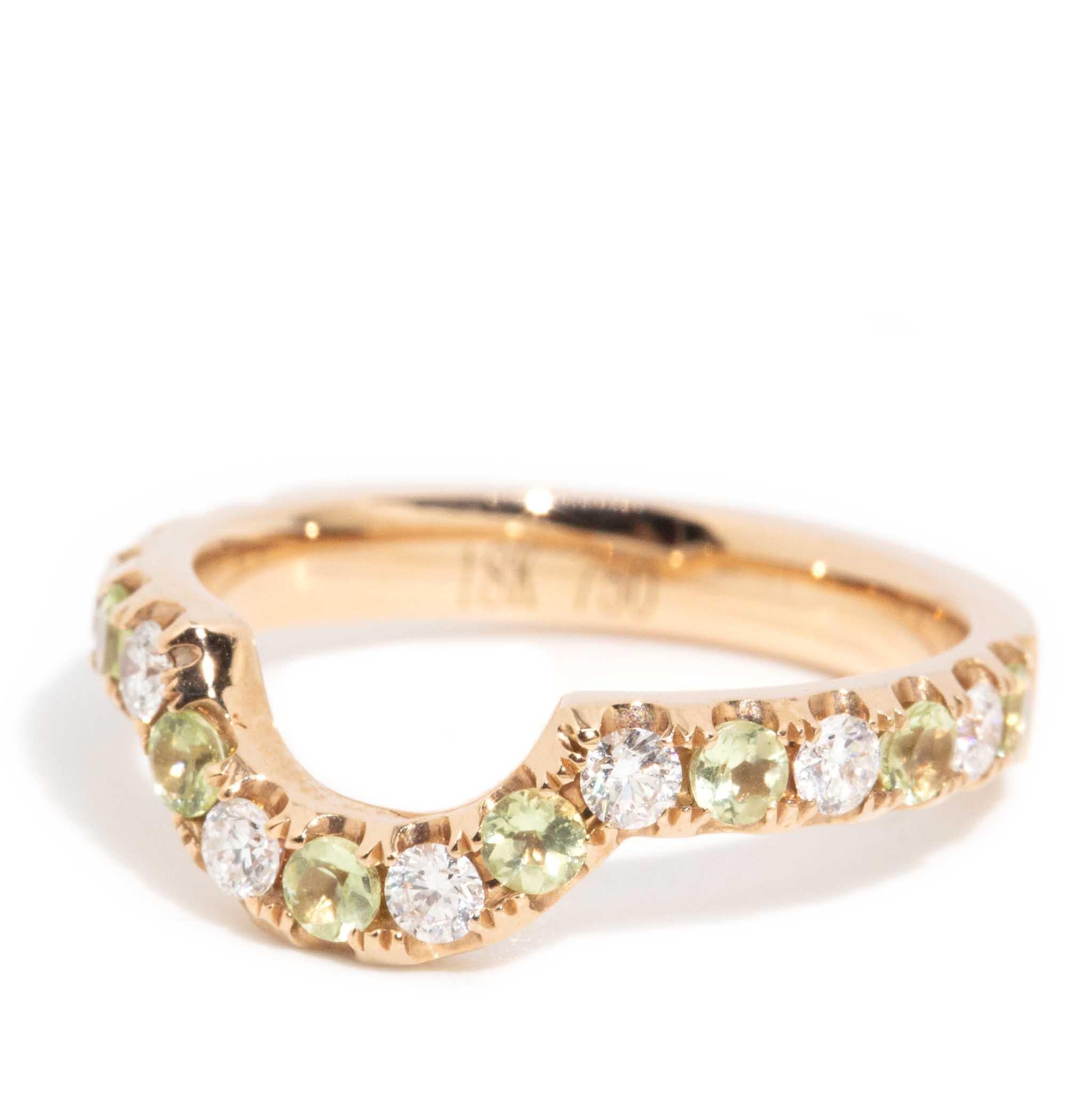 Women's Contemporary Light Green Peridot & Diamond Chevron Ring 18 Carat Rose Gold For Sale