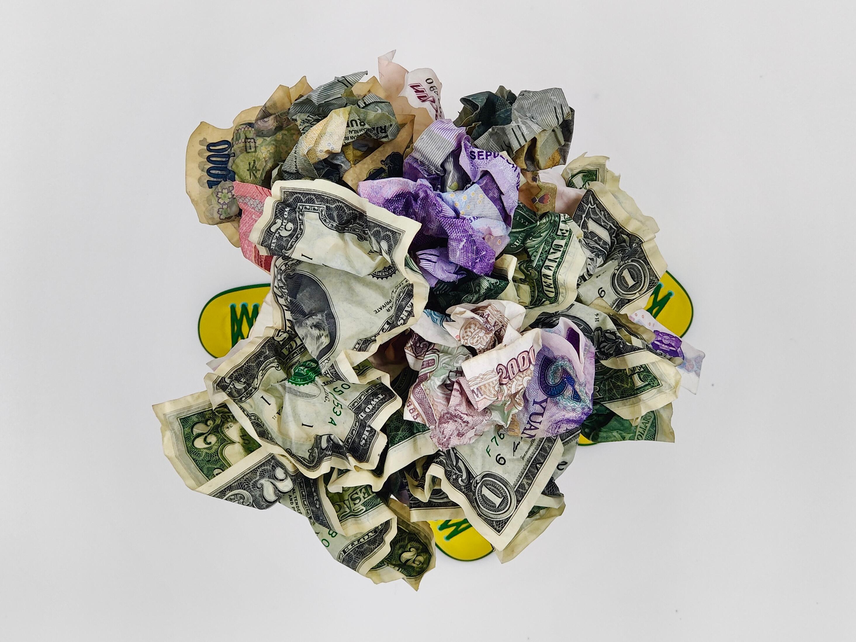 Escultura contemporánea de edición limitada 