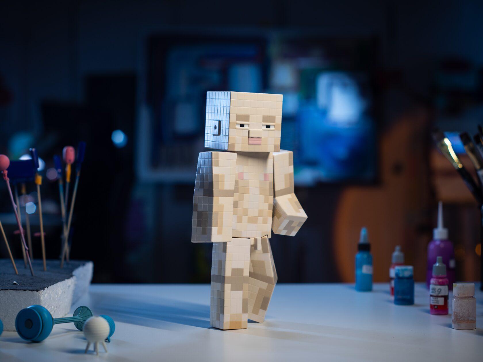 Contemporary Limited Edition Designer 70 cm Skulptur Cube Dude von Taras Yoom (Thailändisch) im Angebot