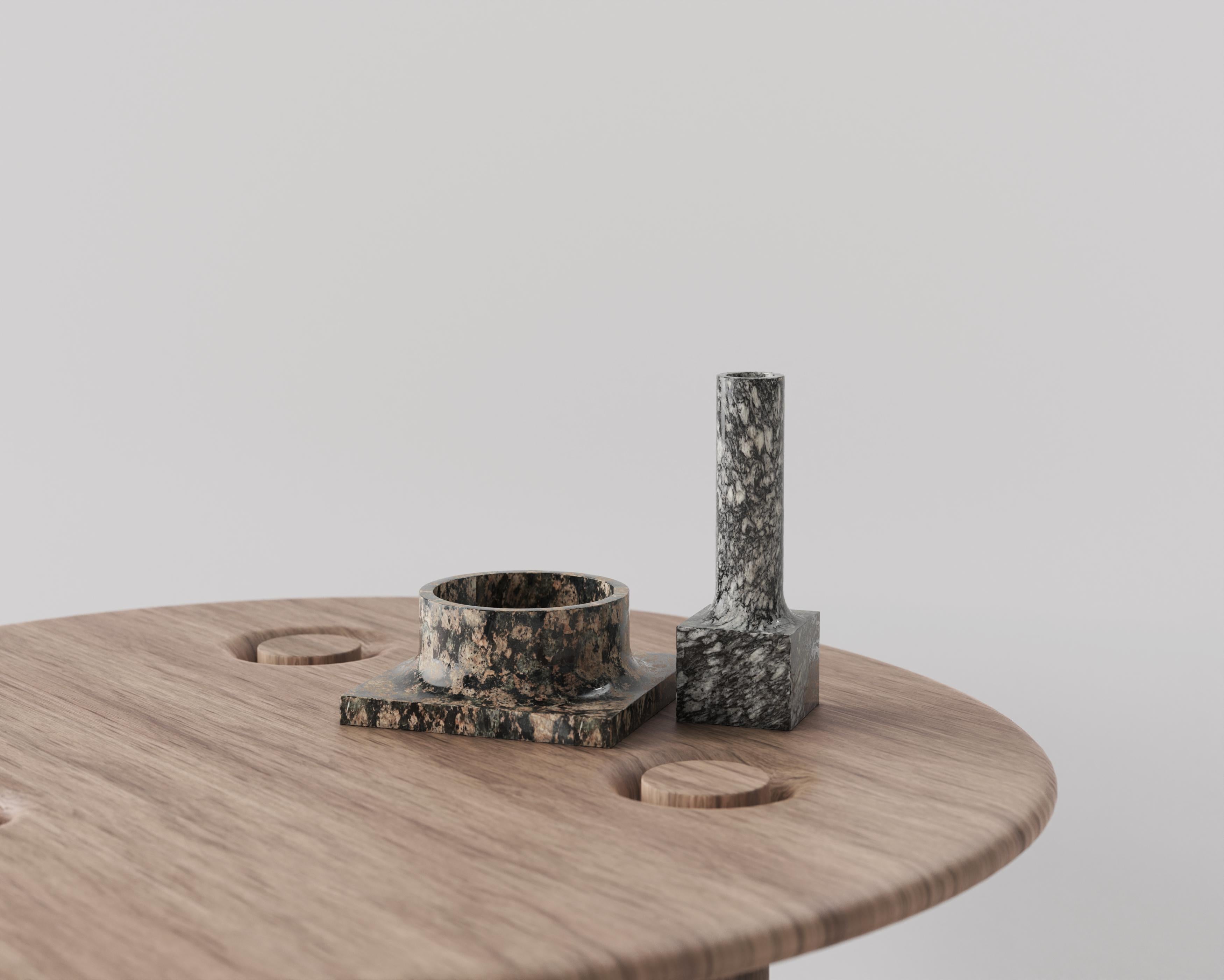 XXIe siècle et contemporain Vase contemporain en pierre de granit en édition limitée, Palazzo V1 par Edizione Limitata en vente