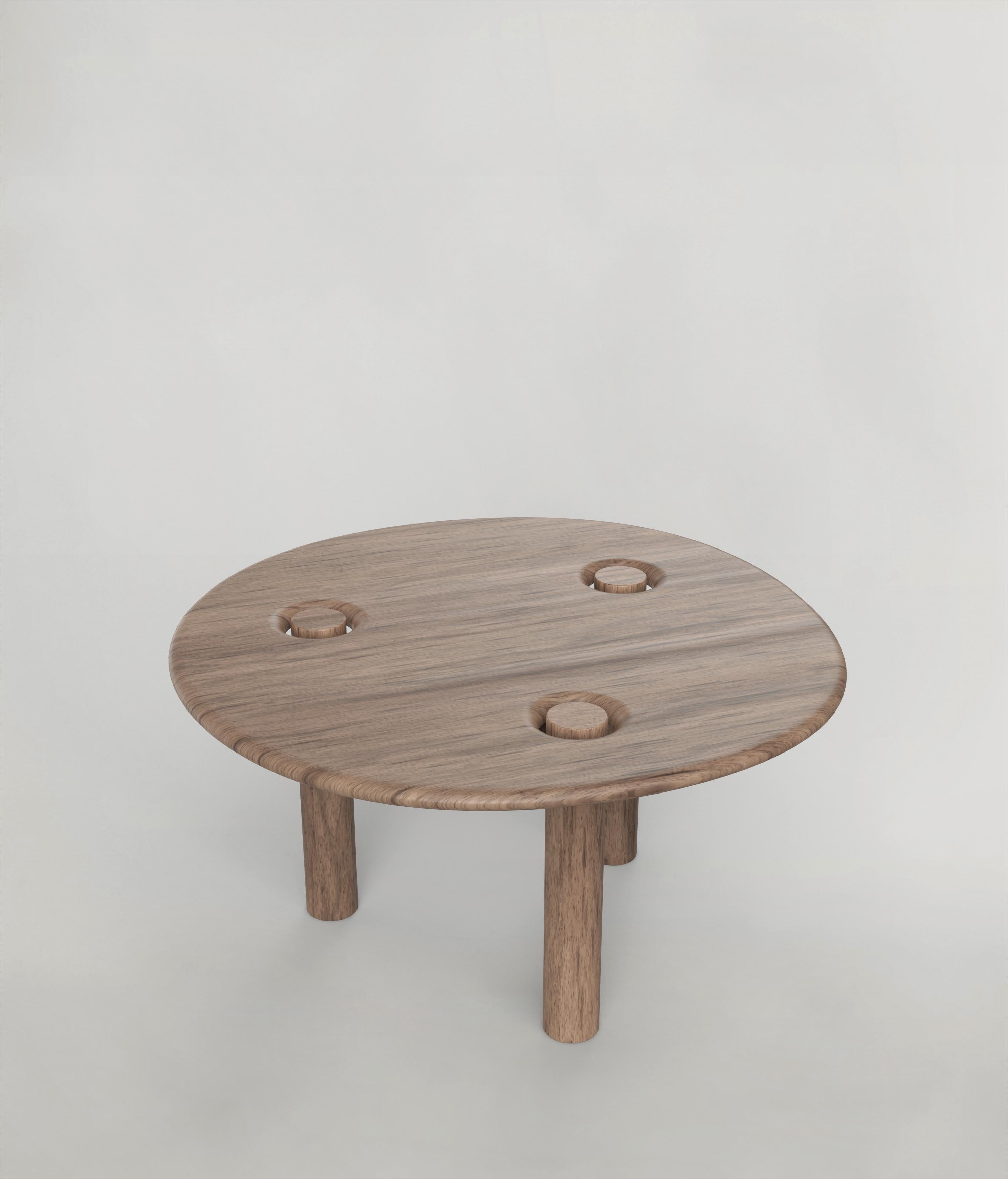 Asido V3 represents the elegance of Italian 21st Century manufacturing, the experience and savoir faire of our woodworkers. The round table is manufactured in a limited edition of 150 signed and progressively numbered examples. It is part of the