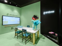 Zeitgenössischer Lippentopf aus Aluminium von Altreforme