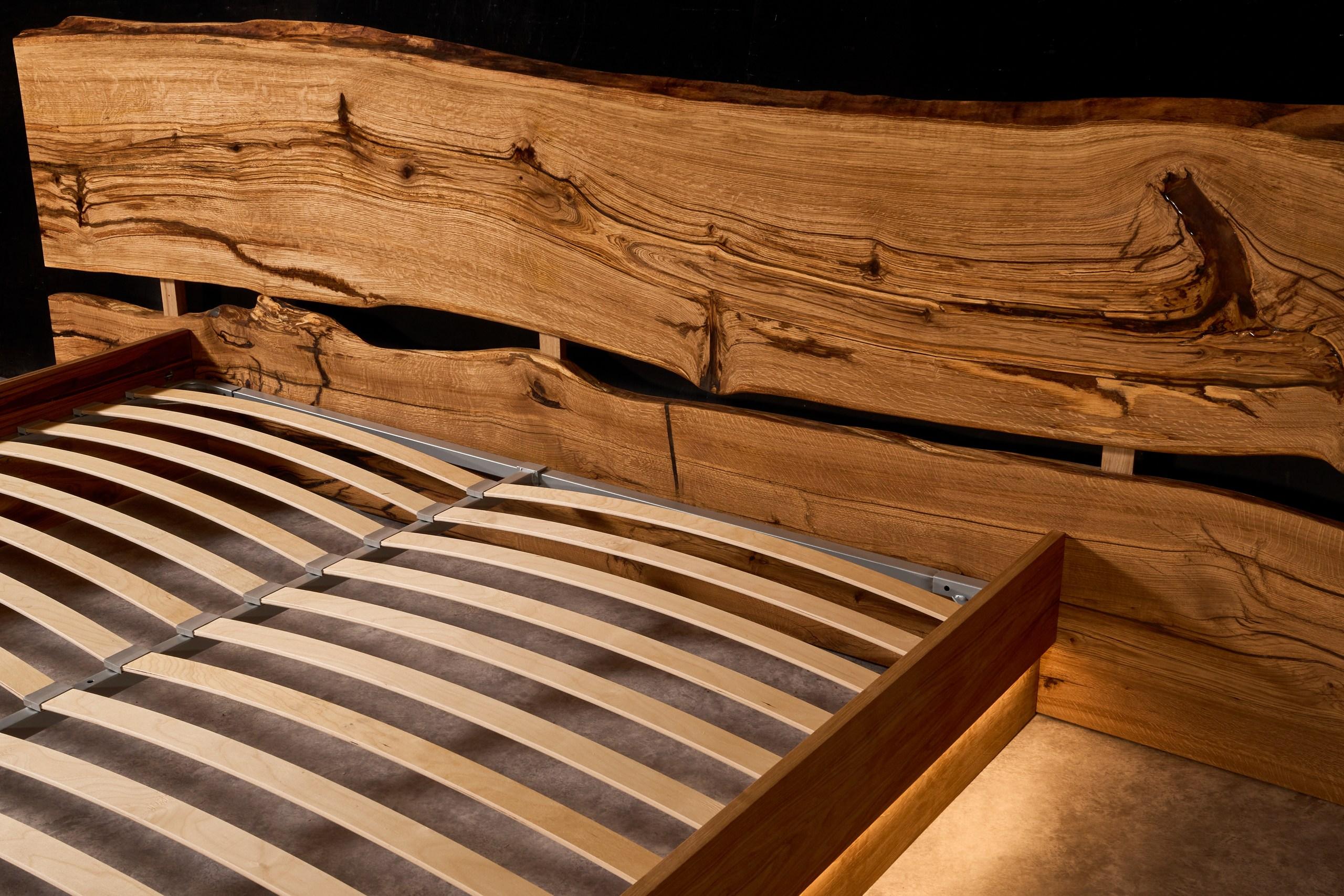 Contemporary Live Edge Style Bed with Oak Slab Headboard, LED Lighting, and Frame for 200x200cm Mattress

This solid oak bed combines natural beauty with modern design. The live edge oak slab headboard highlights the natural lines and texture of the