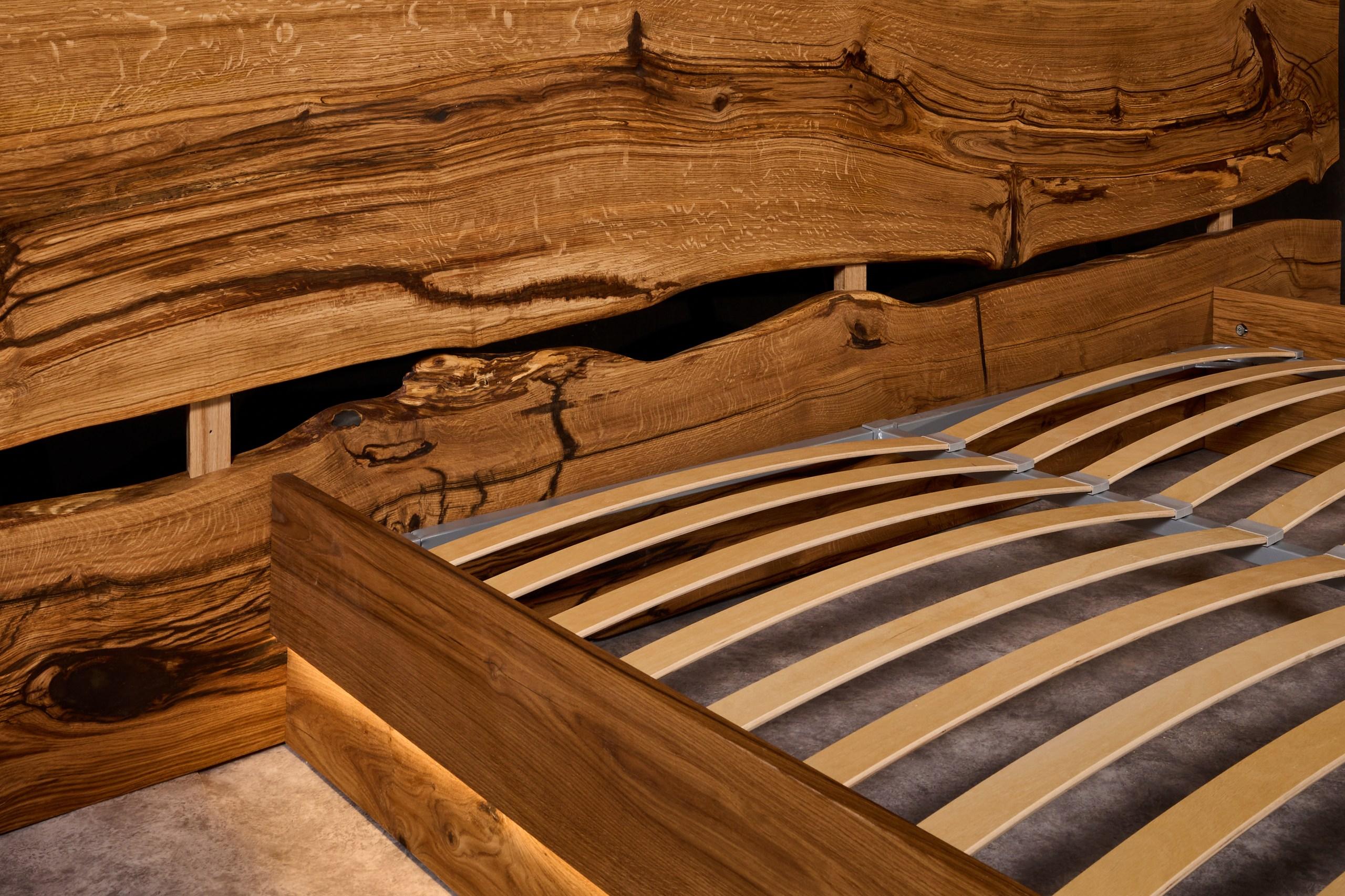Contemporary Live Edge Style Bed with Oak Slab Headboard and LED Lighting In New Condition For Sale In Burlăceni, Cahul District