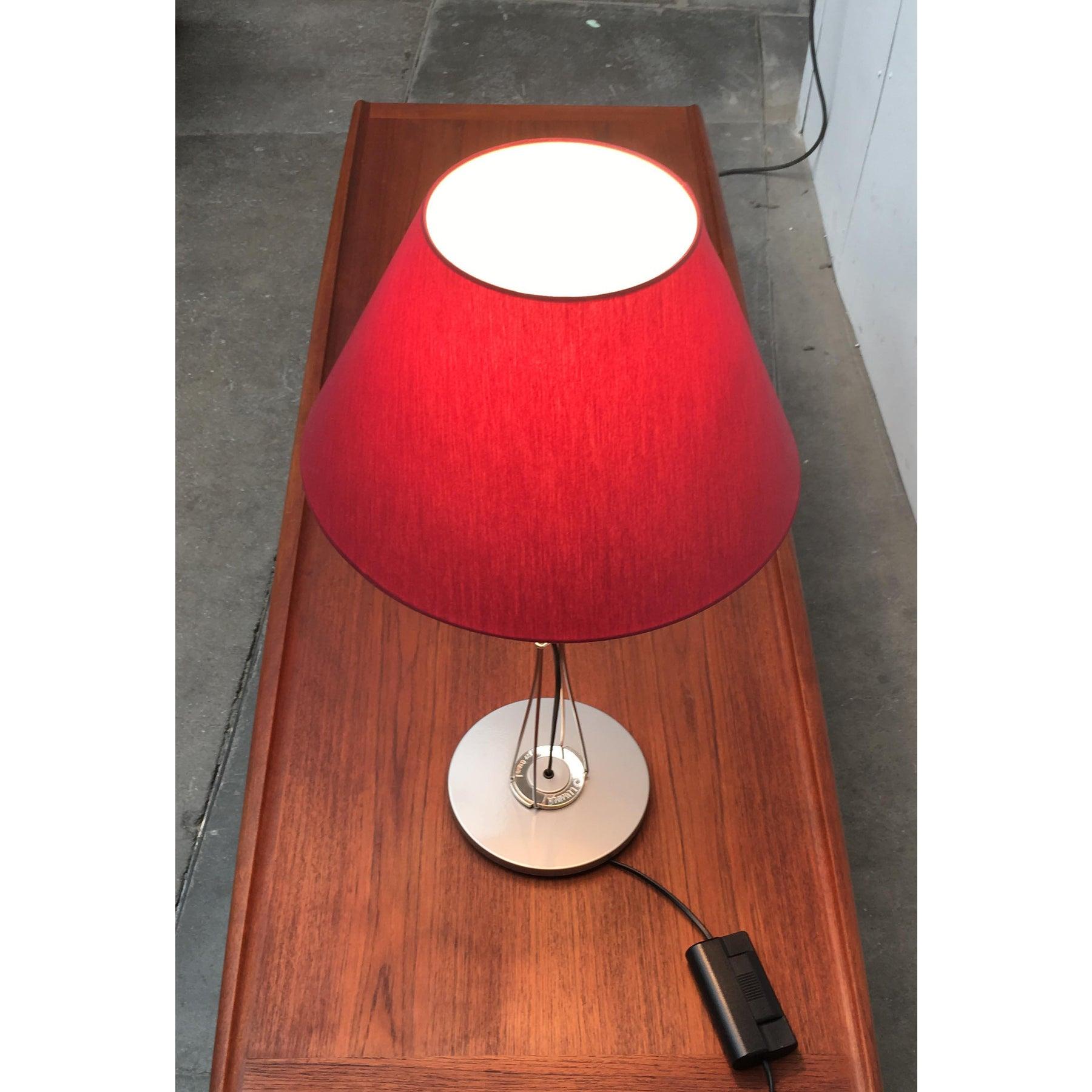 Contemporary Liz Table Lamp by Yaacov Kaufmann for Lumina For Sale 4