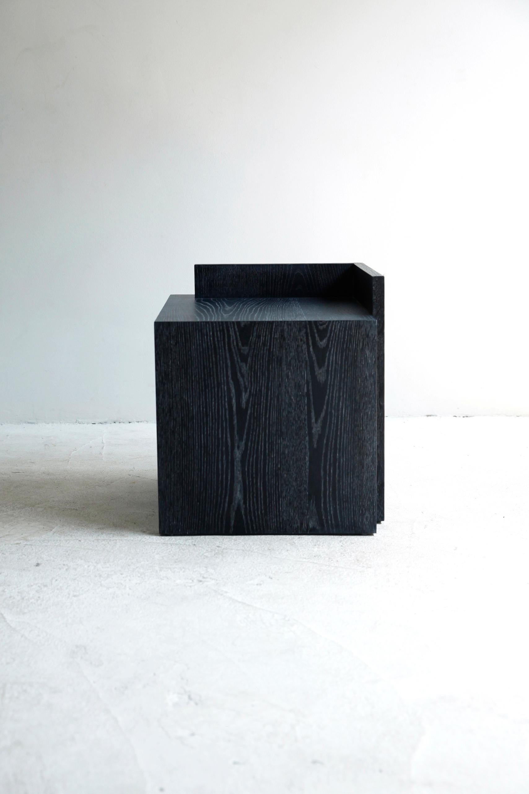 Contemporary Lock Stool in Black Oak In New Condition For Sale In London, GB