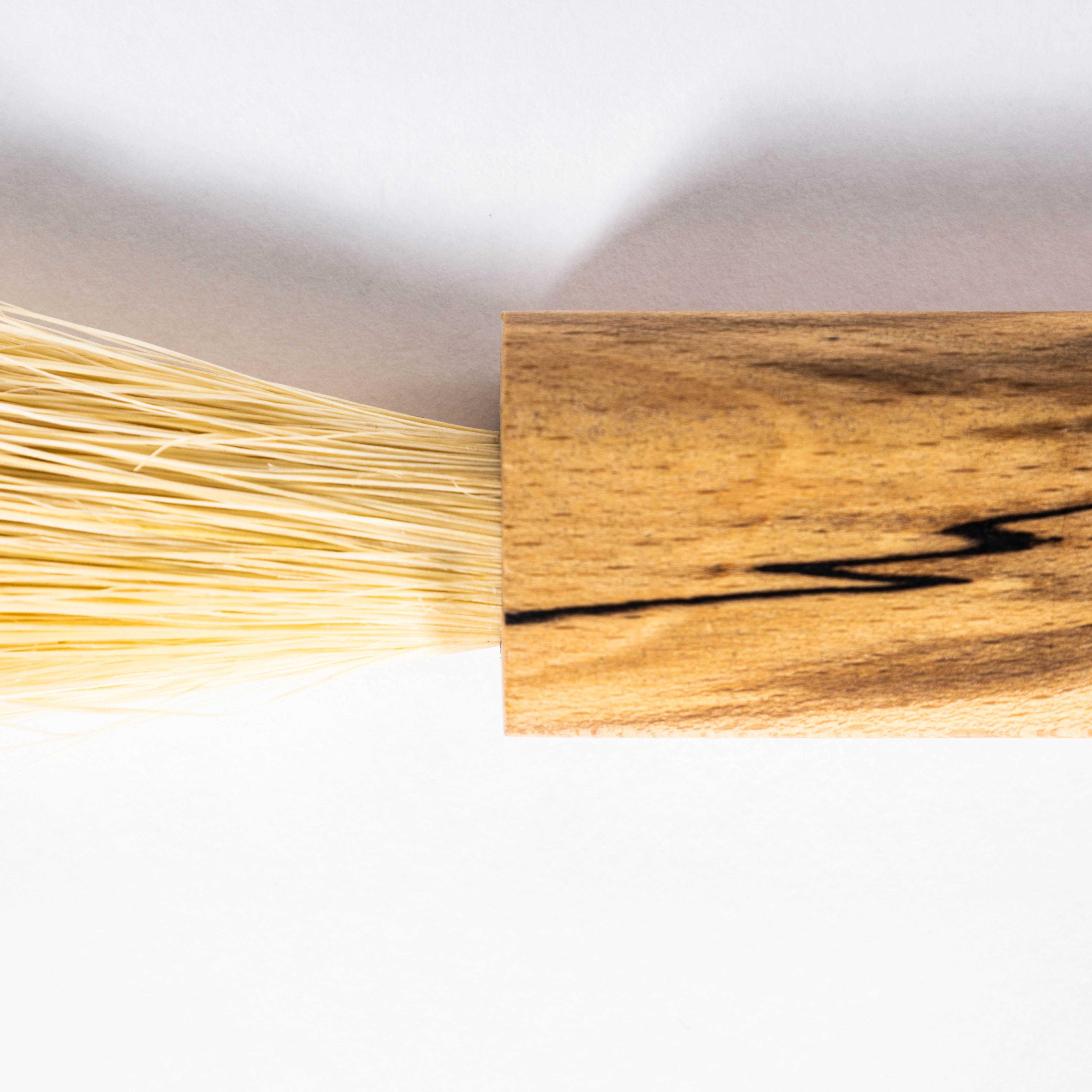 Brosse à poils longs Contemporary - Jonny Tapp en vente 1