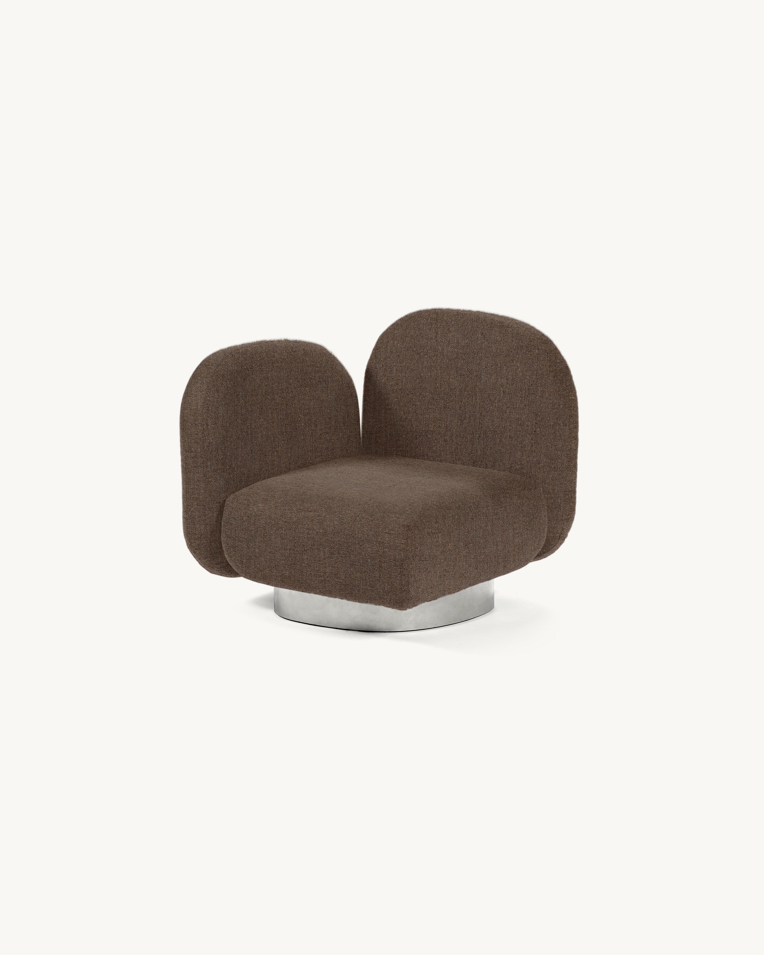 Lounge Chair / Corner Assemble 
Designed by Destroyers/Builders x Valerie Objects
Upholstery: gijon sand
Code: V9020311

Dimensions: L 87 W 88 H 85 CM (SH 40 cm)
Materials: Wood, aluminium and upholstery

The ASSEMBLE sofa encourages exactly what
