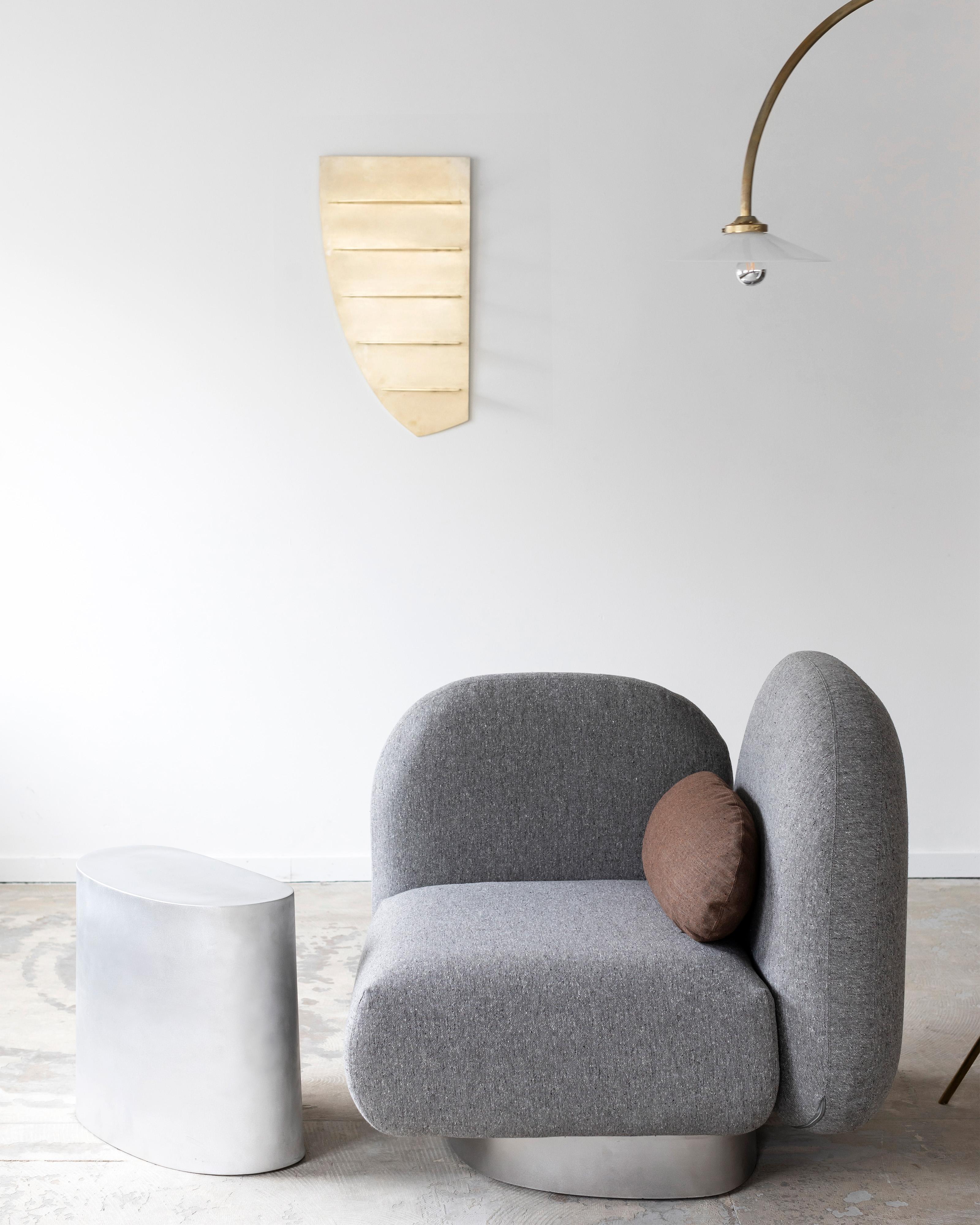 Contemporary Lounge Chair 'Assemble' von Destroyers/Builders, Sand (Organische Moderne) im Angebot