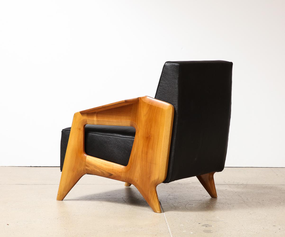 Italian Contemporary Lounge Chair by Donzella Ltd.