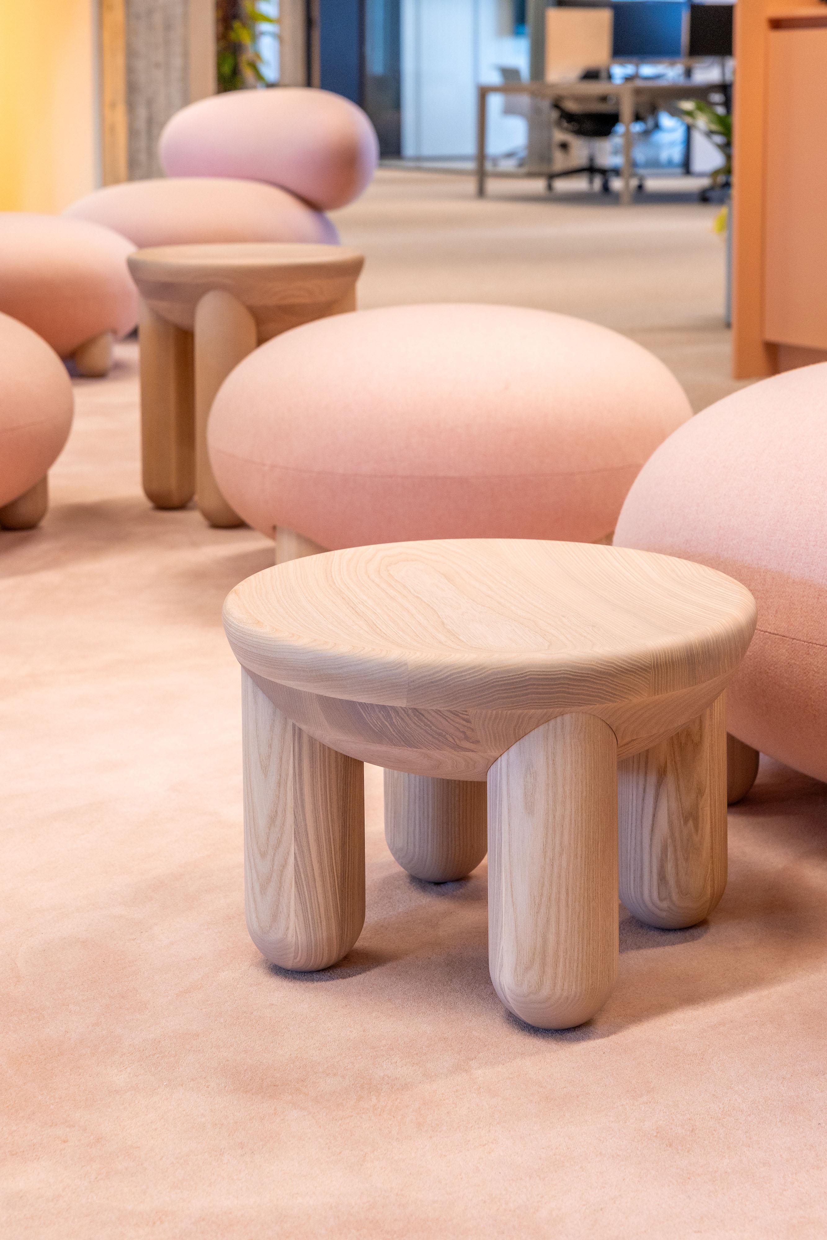 Contemporary Lounge Chair 'Flock' von Noom, Bouclé Orange im Angebot 5