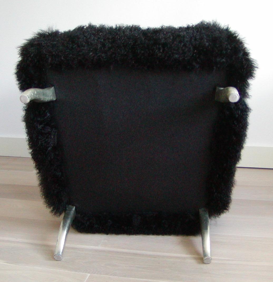 Black Shearling-Covered Contemporary Lounge Chair  1
